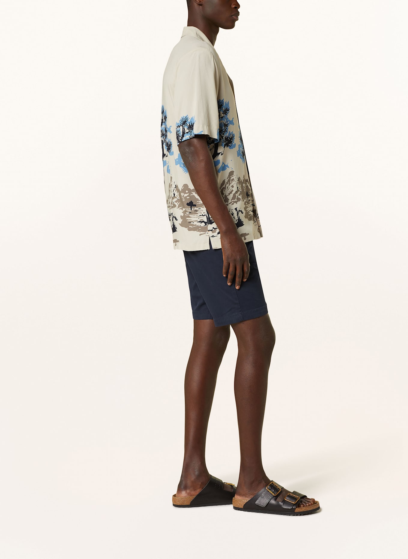 BOSS Chinoshorts Slim Fit: DUNKELBLAU
