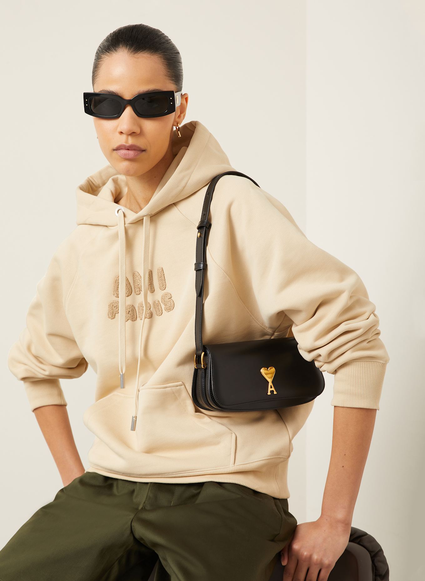 AMI PARIS Hoodie: LIGHT BROWN