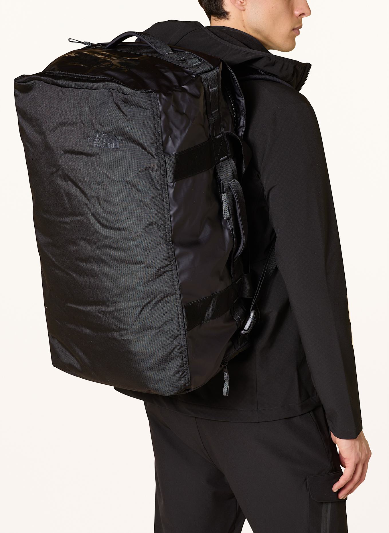 THE NORTH FACE Reisetasche BASE CAMP VOYAGER 62 l: SCHWARZ/ DUNKELGRAU