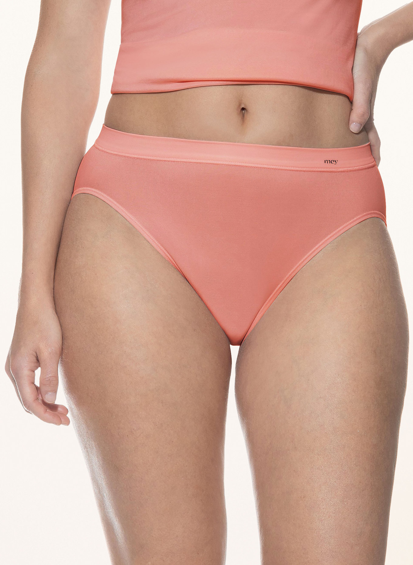 mey Taillenslip Serie EMOTION: HELLROT