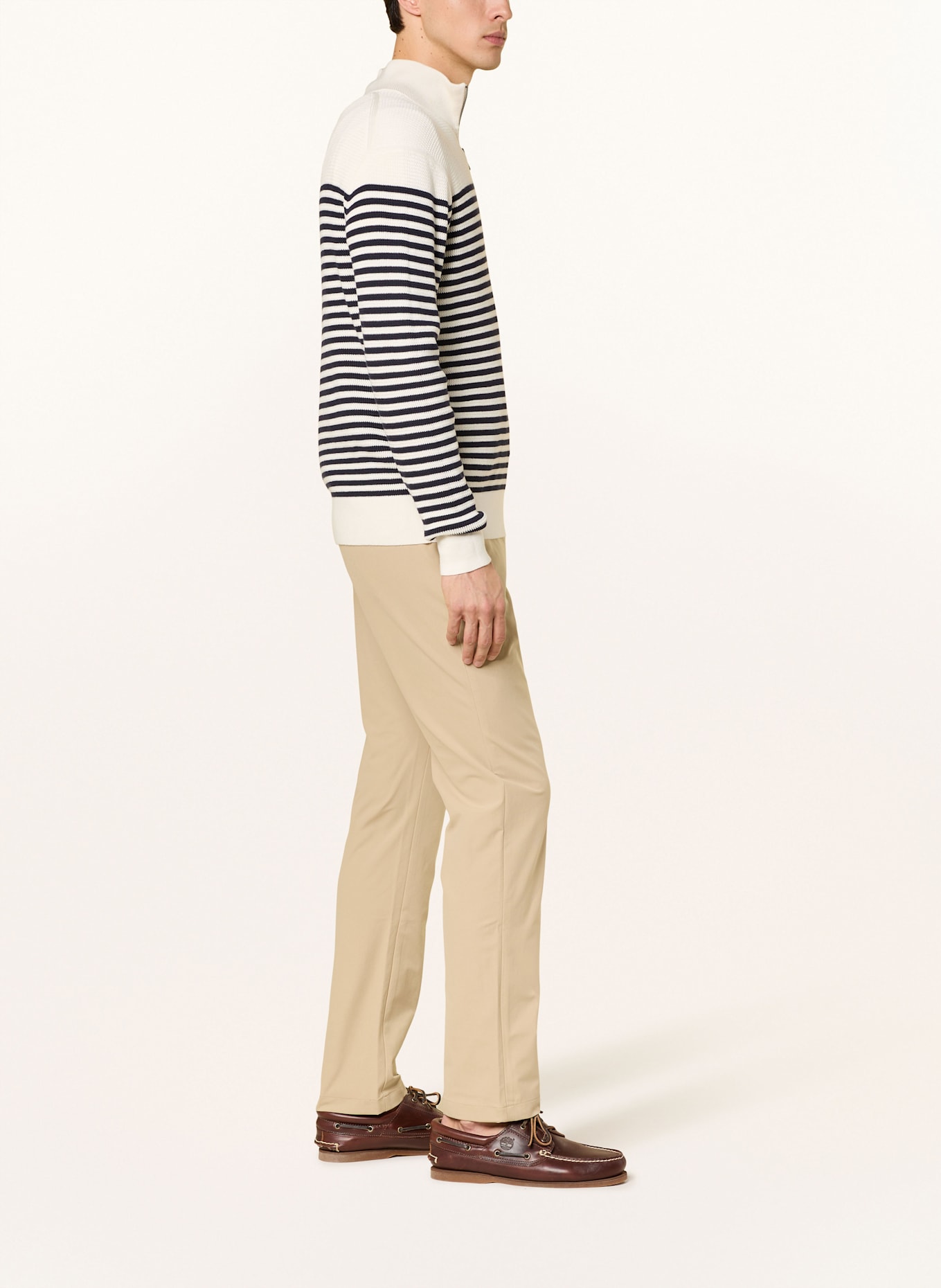 TOMMY HILFIGER Chino DENTON Straight Fit: SVĚTLE HNĚDÁ