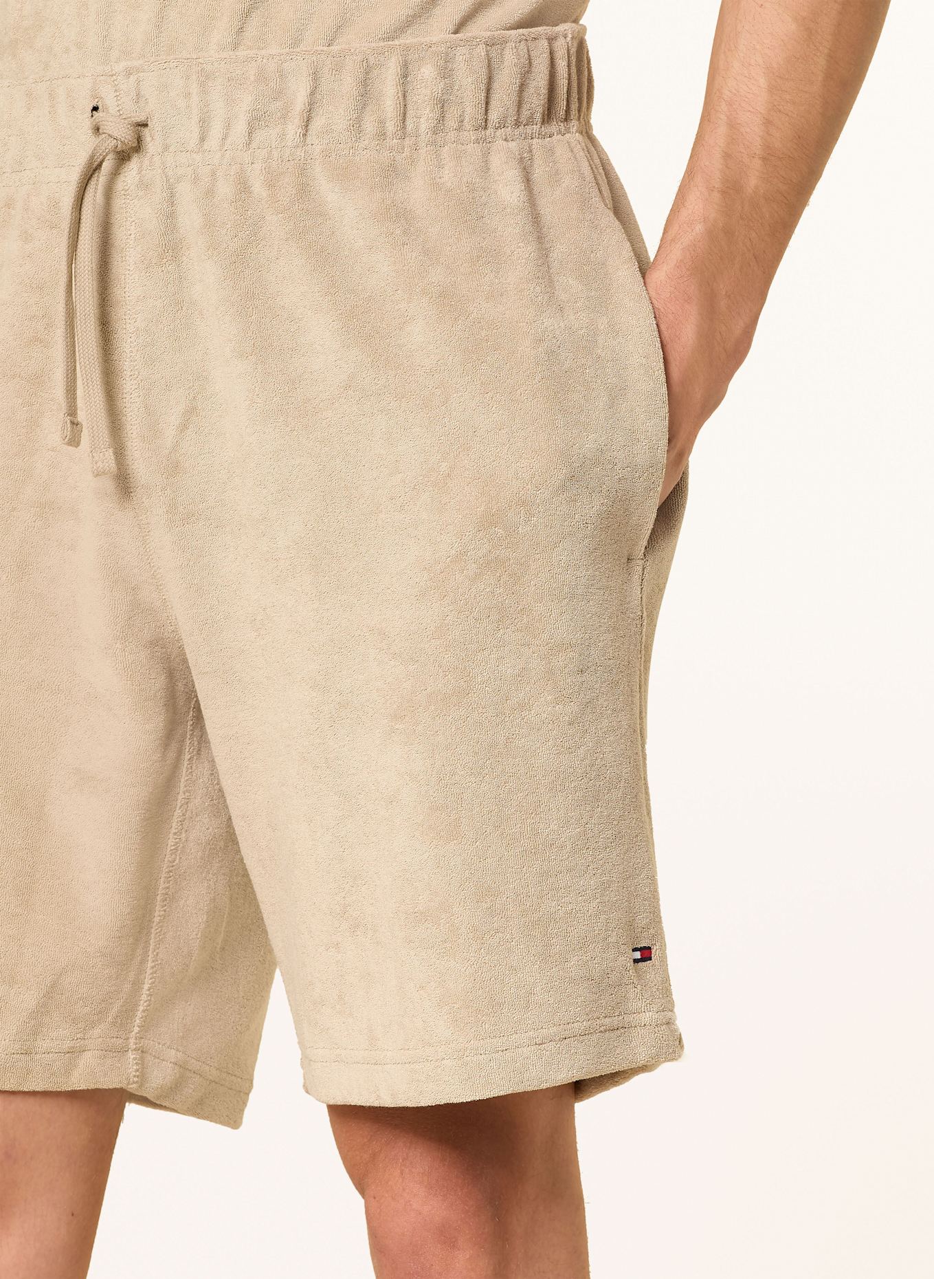 TOMMY HILFIGER Frotteeshorts: BEIGE