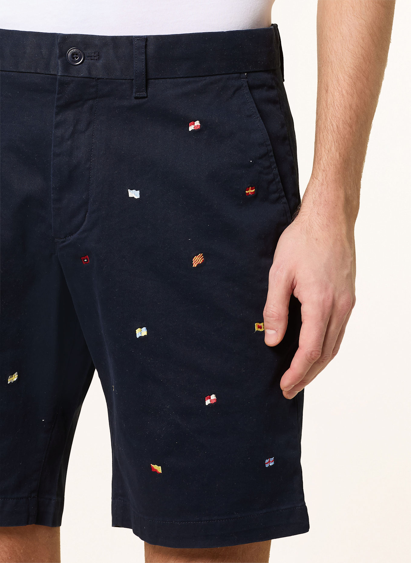 TOMMY HILFIGER Chinoshorts BROOKLYN Slim Fit: DUNKELBLAU/ HELLBLAU/ ROT