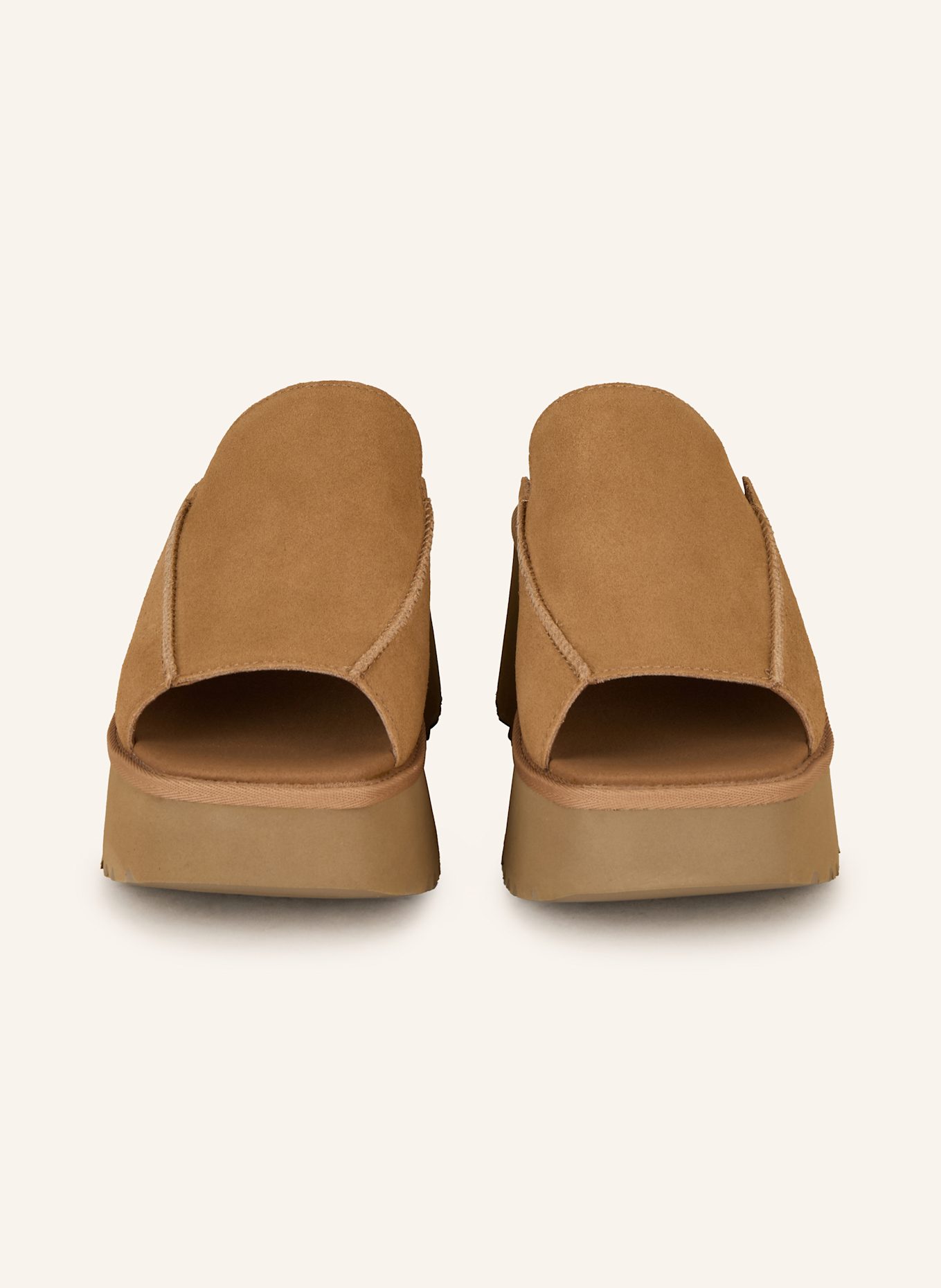 UGG Plateau-Pantoletten: COGNAC