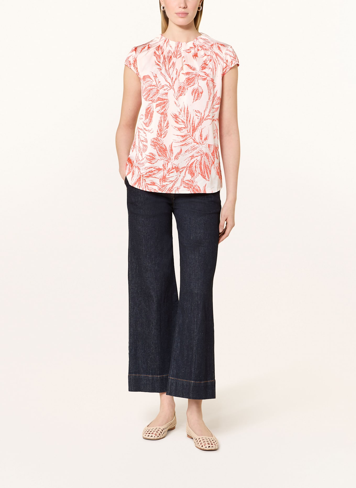 comma Halenka: SVĚTLE ČERVENÁ / REŽNÁ