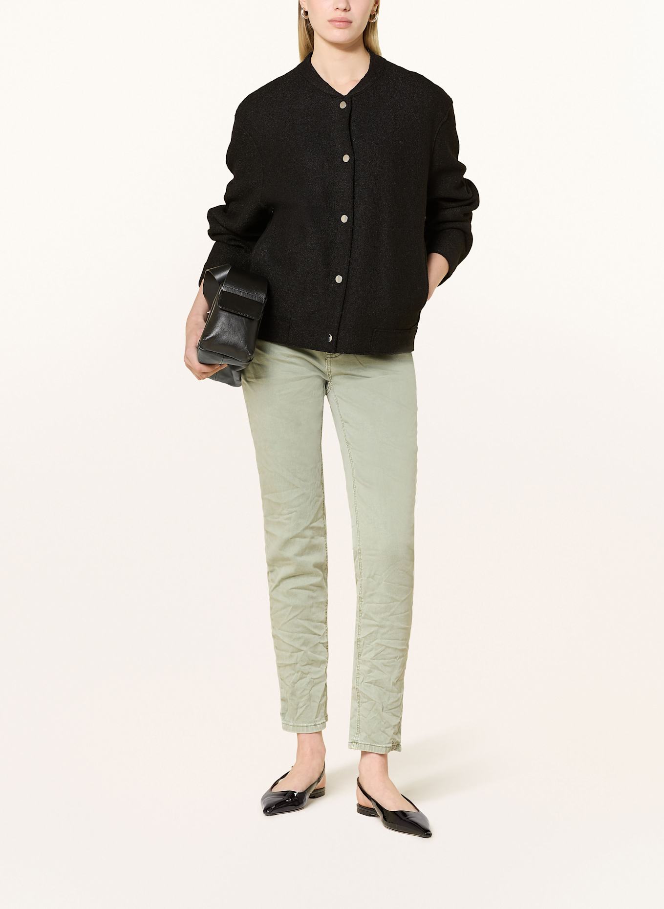 CARTOON Džíny Relaxed Fit: OLIVOVÁ