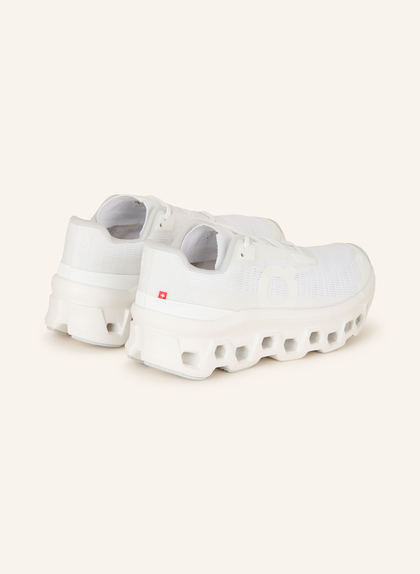 On Sneaker CLOUDMONSTER VOID: WEISS