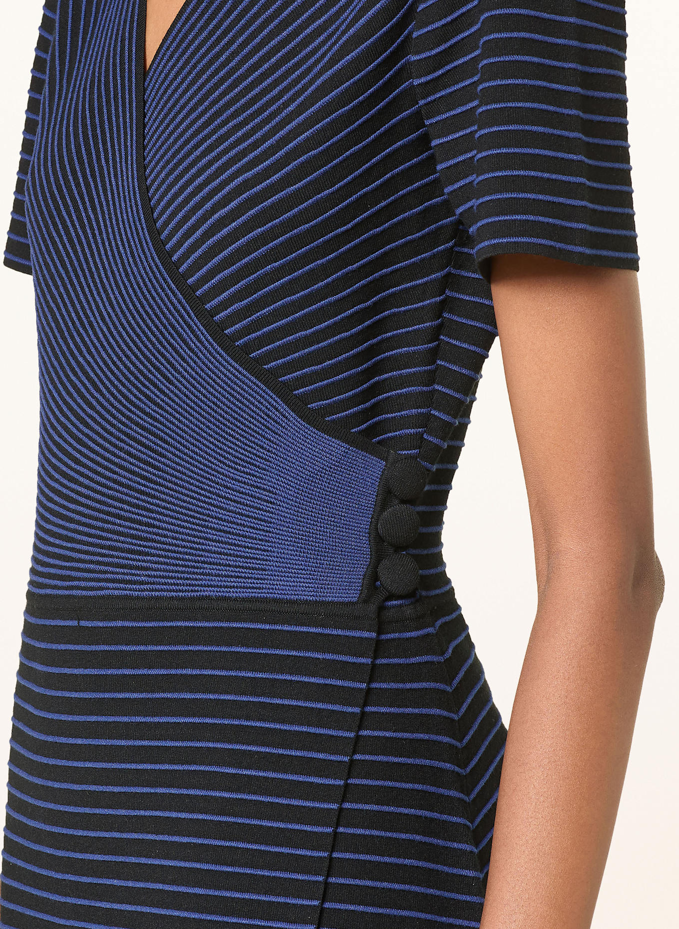 EMPORIO ARMANI Strickkleid: DUNKELBLAU/ BLAU