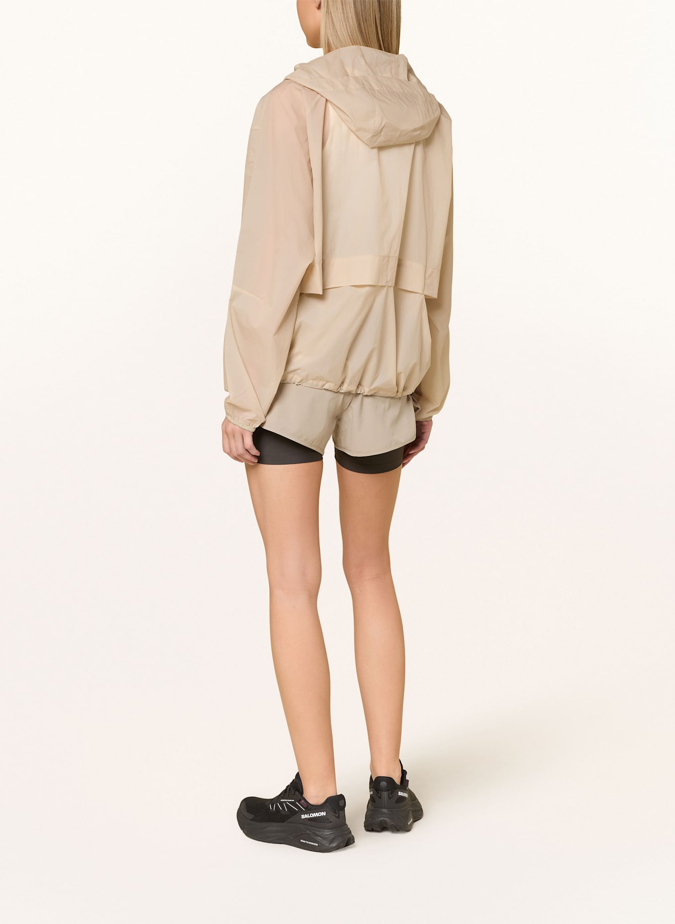 District Vision Kurtka do biegania ULTRALIGHT: JASNOBRĄZOWY