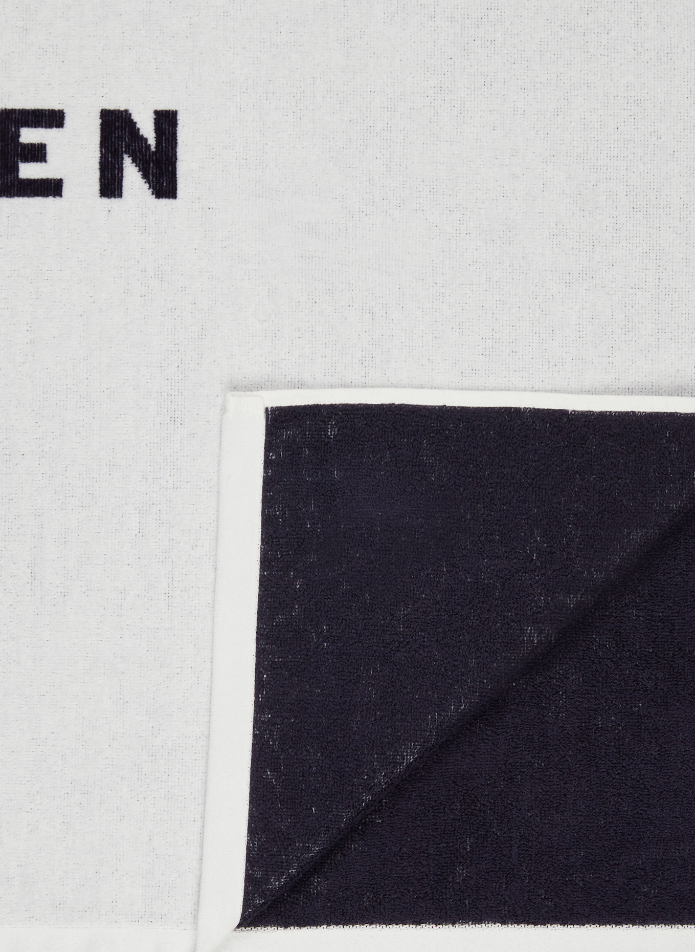 GANT HOME Strandtuch: WEISS / DUNKELBLAU