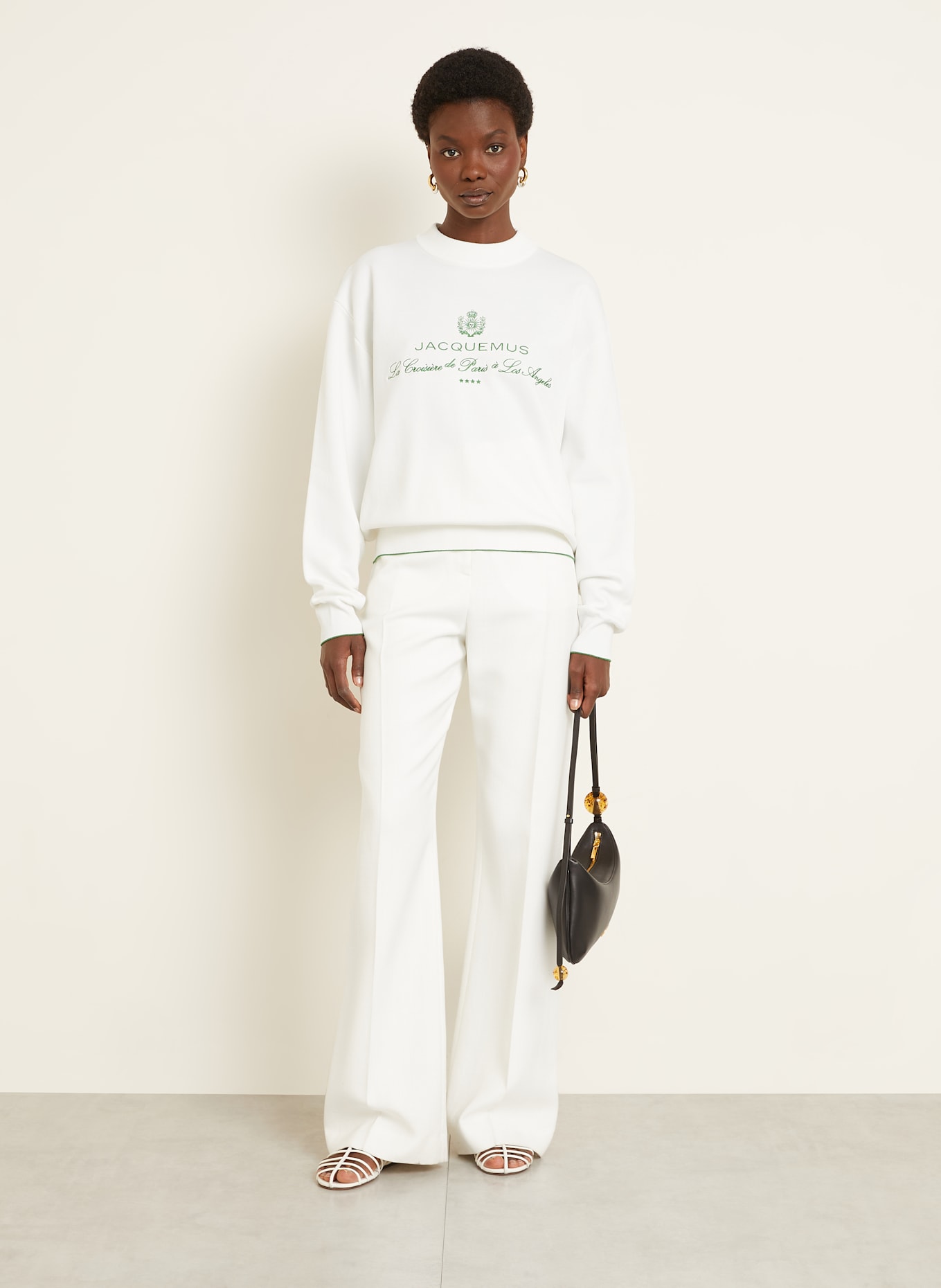 スウェット・トレーナー JACQUEMUS The Venice Logo Sweatshirt White JACQUEMUS The Venice Logo Sweatshirt White – MAISONDEFASHION.COM