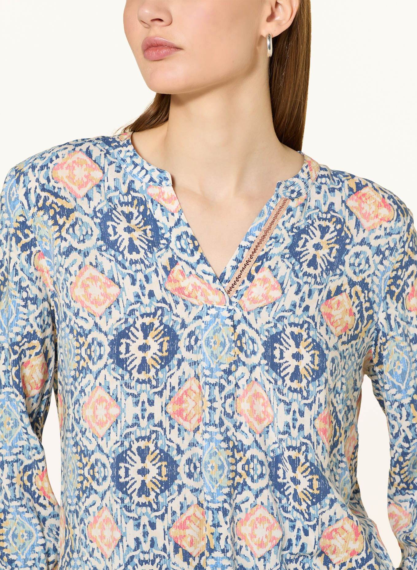 CARTOON Halenka s flitry a 3/4 rukávem: MODRÁ / RŮŽOVÁ / BÍLÁ