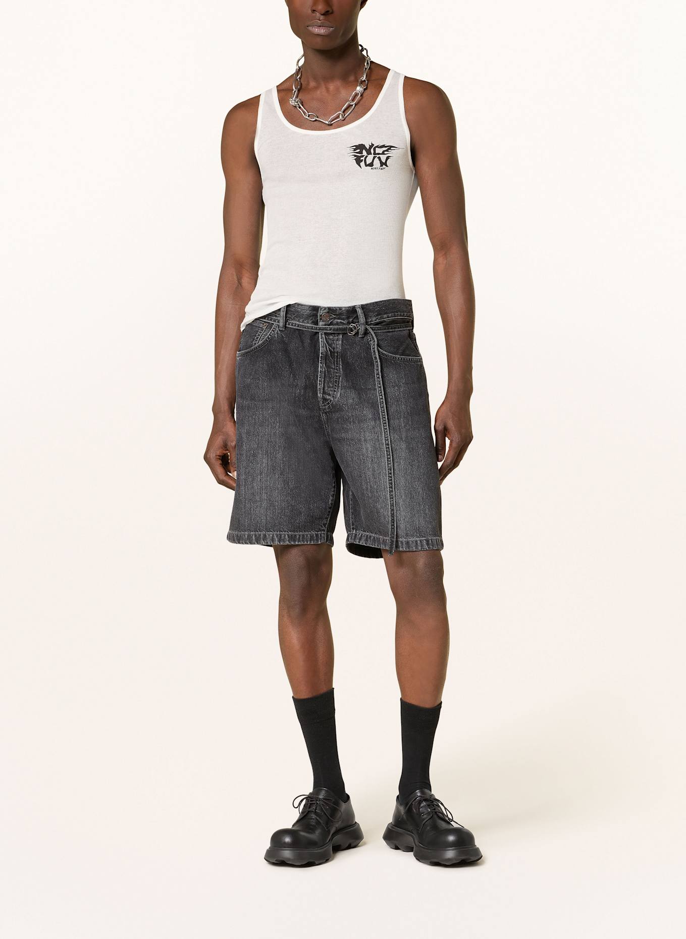 032c Top BLACK SUN: WEISS