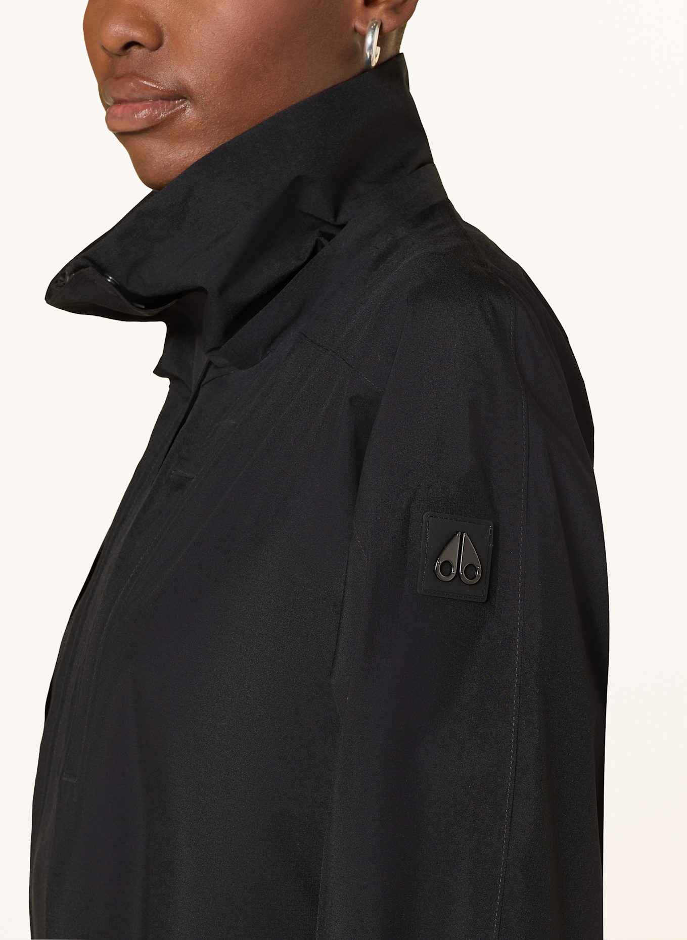MOOSE KNUCKLES CLAREMENT raincoat: BLACK
