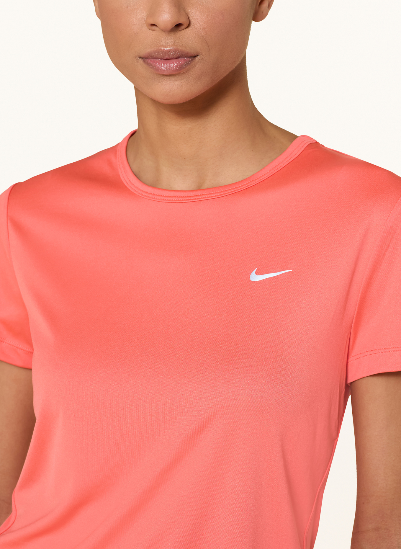 Nike Laufshirt TEMPO: LACHS