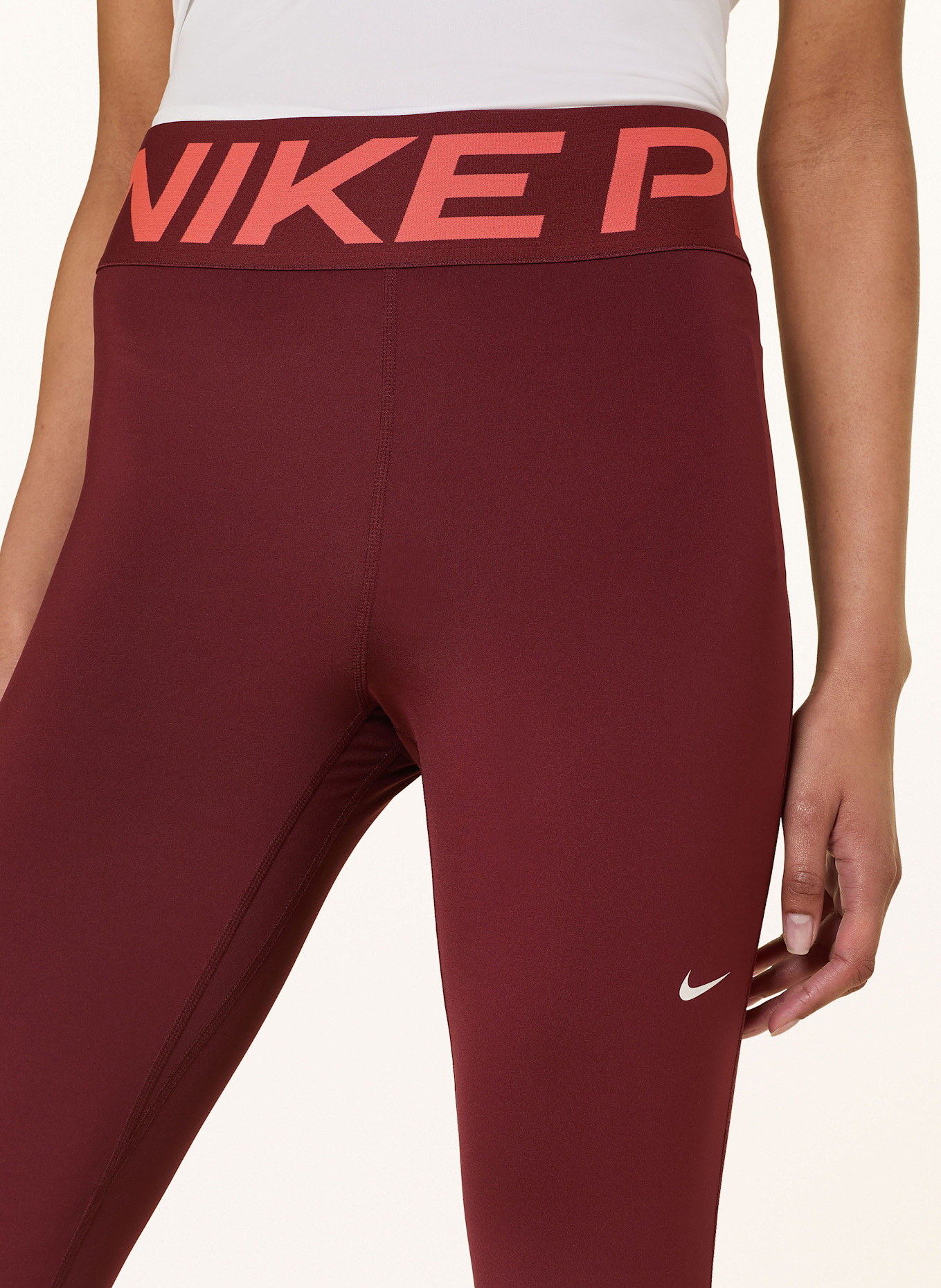Nike Tights PRO SCULPT: DUNKELROT