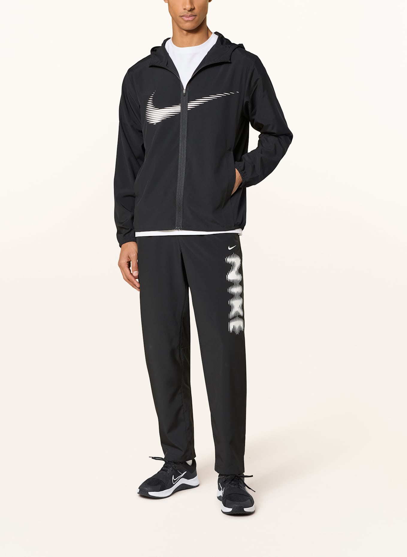 Nike Trainingsjacke DRI-FIT FORM HD SWOOSH: SCHWARZ