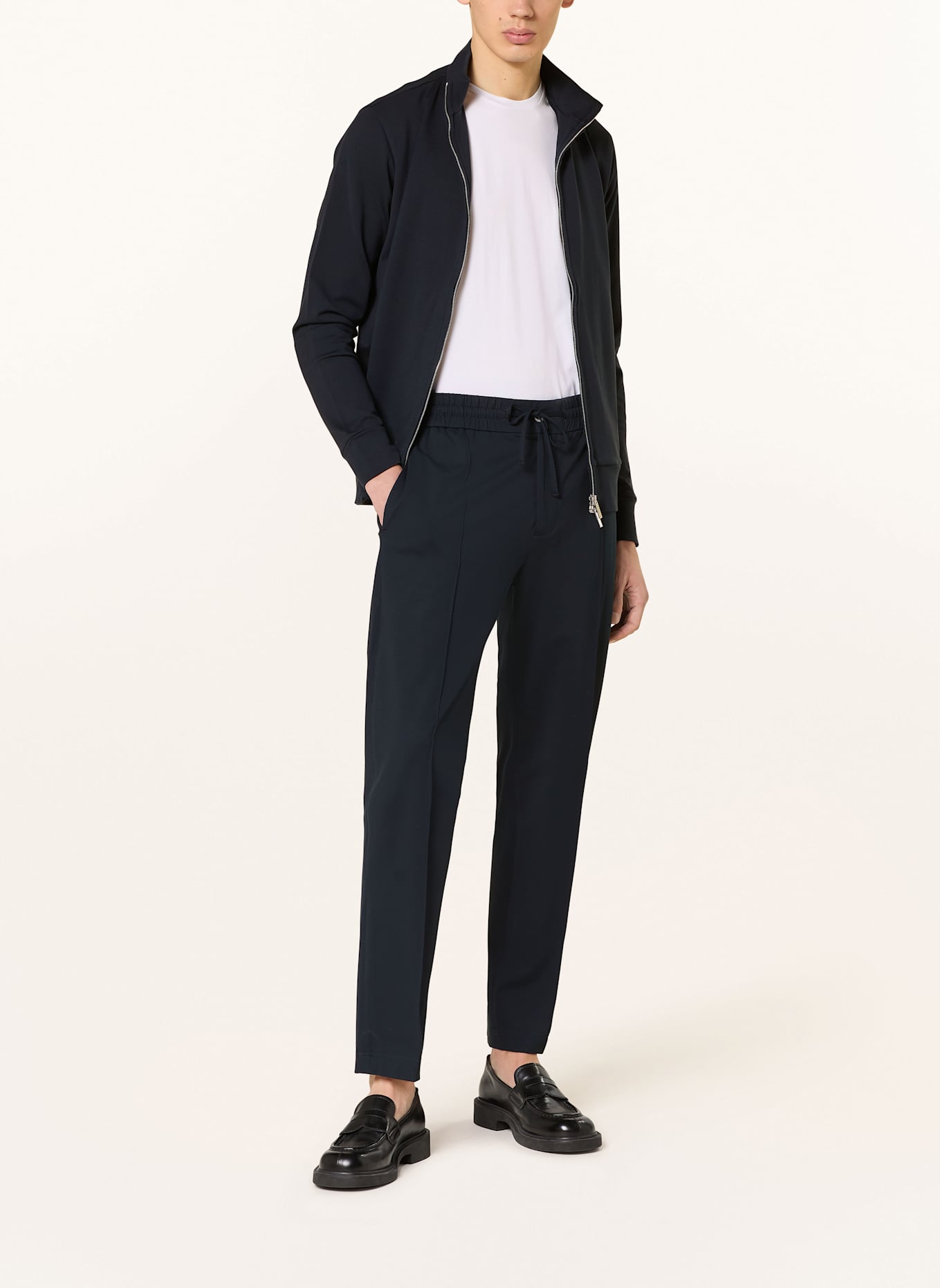 Stefan Brandt Trousers JONAS in jogger style slim fit, Color: DARK BLUE (Image 2)