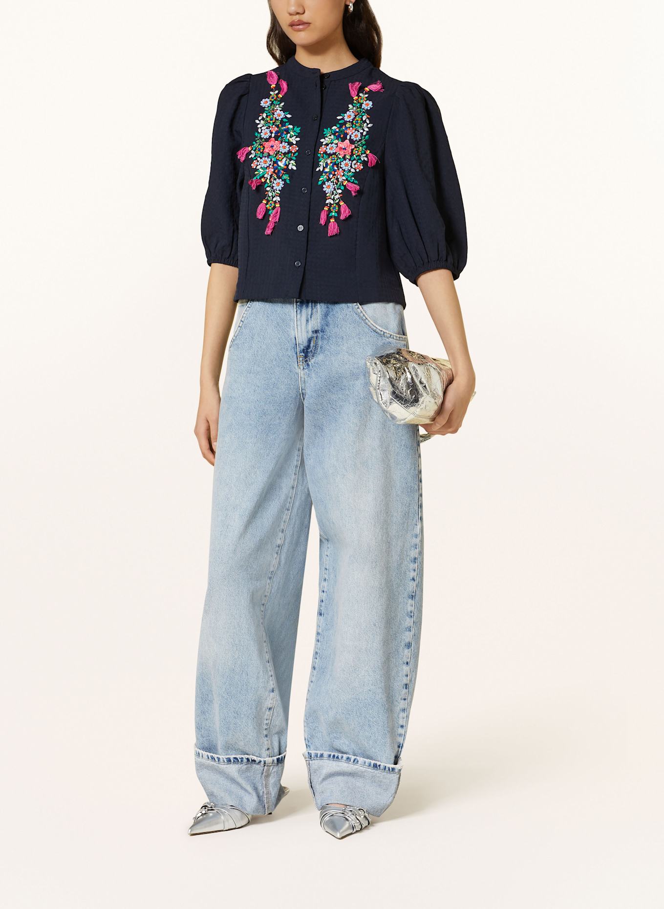 ESSENTIEL ANTWERP Bluse HEARTFELT mit 3/4-Arm und Schmucksteinen: DUNKELBLAU / HELLBLAU / PINK