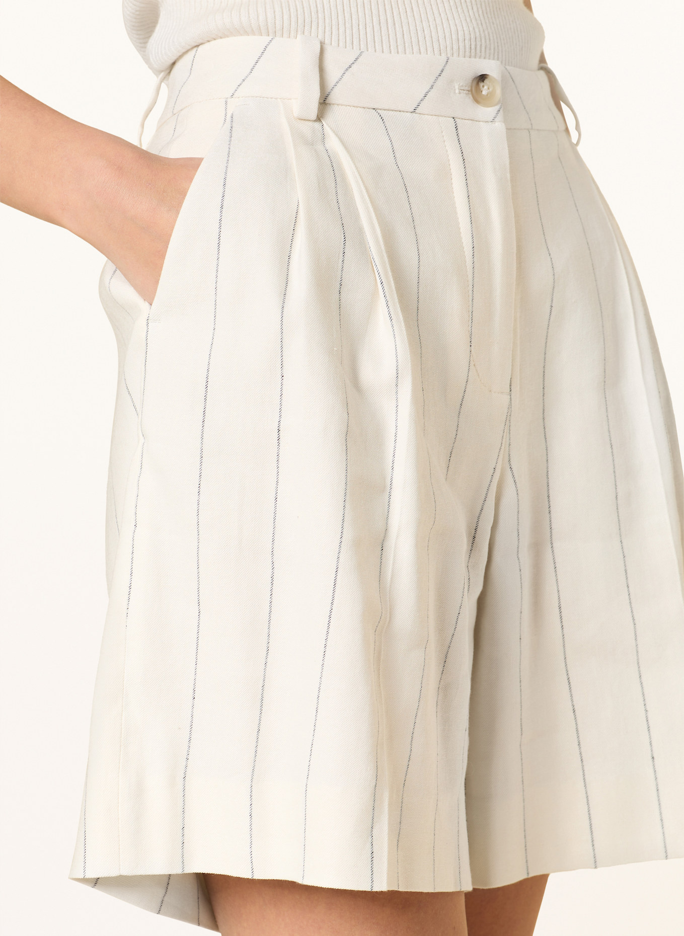 GANT Shorts mit Leinen: WEISS / DUNKELBLAU