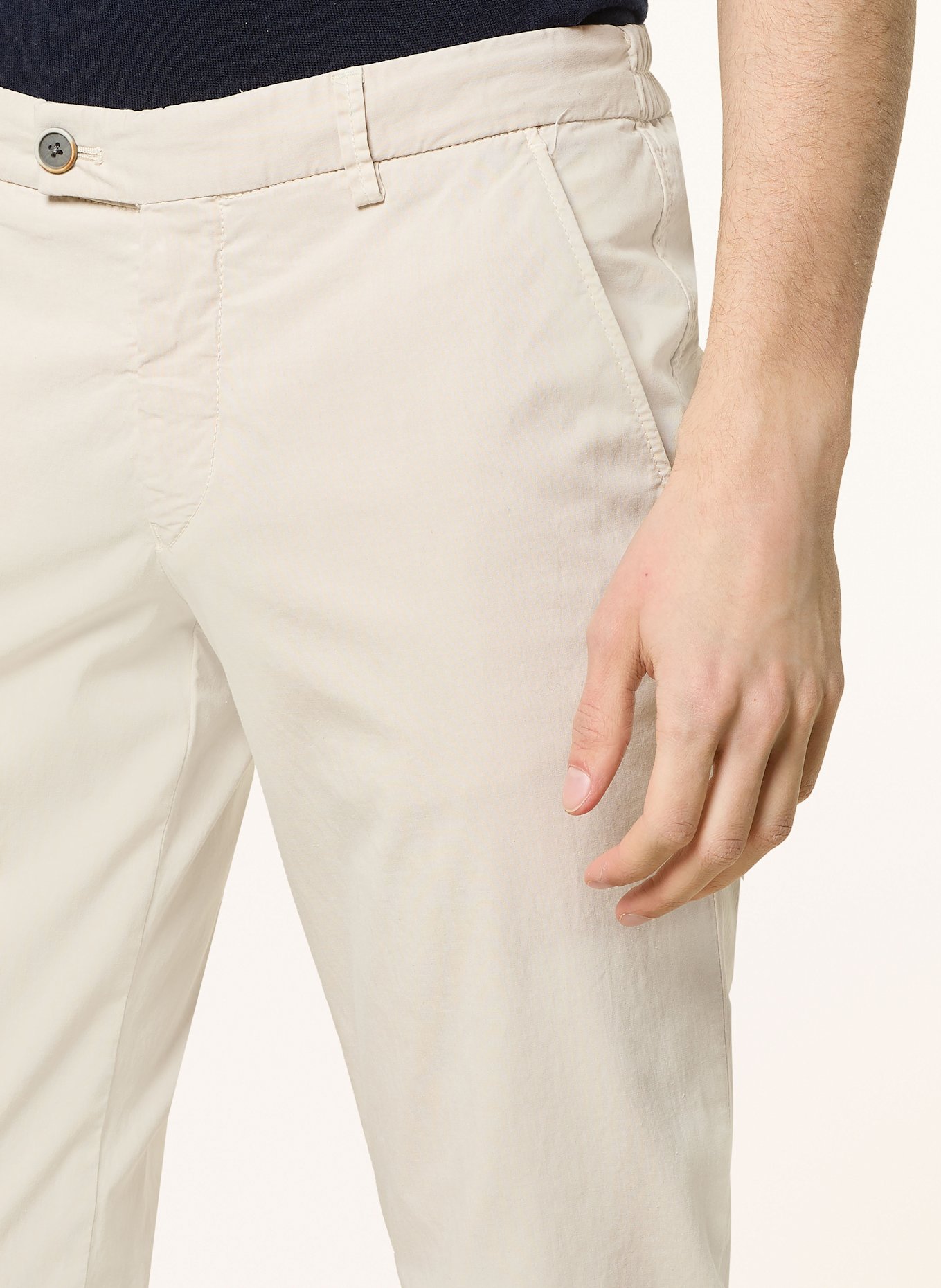 HILTL Chinosy TRENTO slim fit: KREMOWY