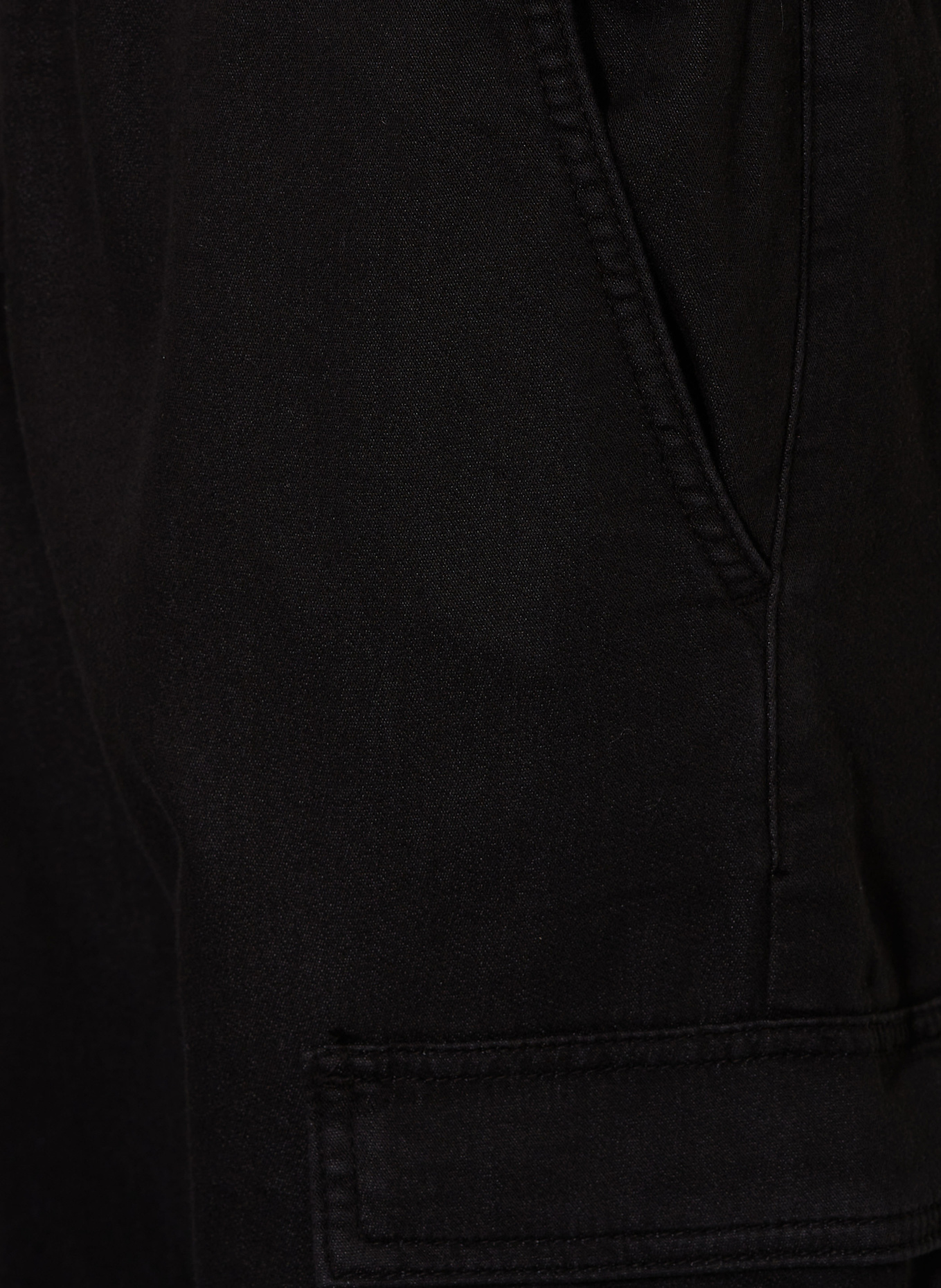 BLUE EFFECT Cargo-Sweatpants: SCHWARZ