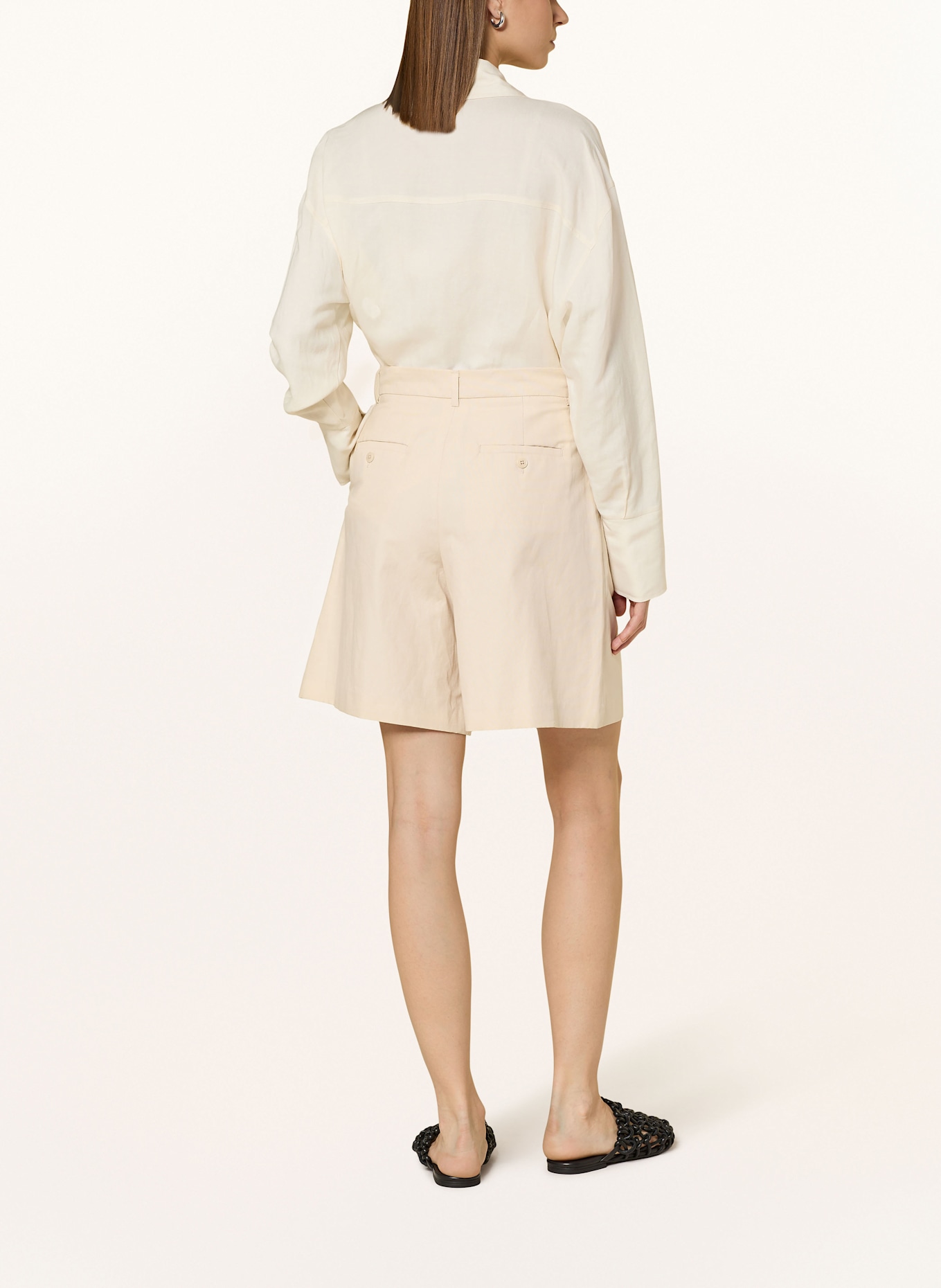 WEEKEND Max Mara Szorty ECUBA z lnem: ECRU