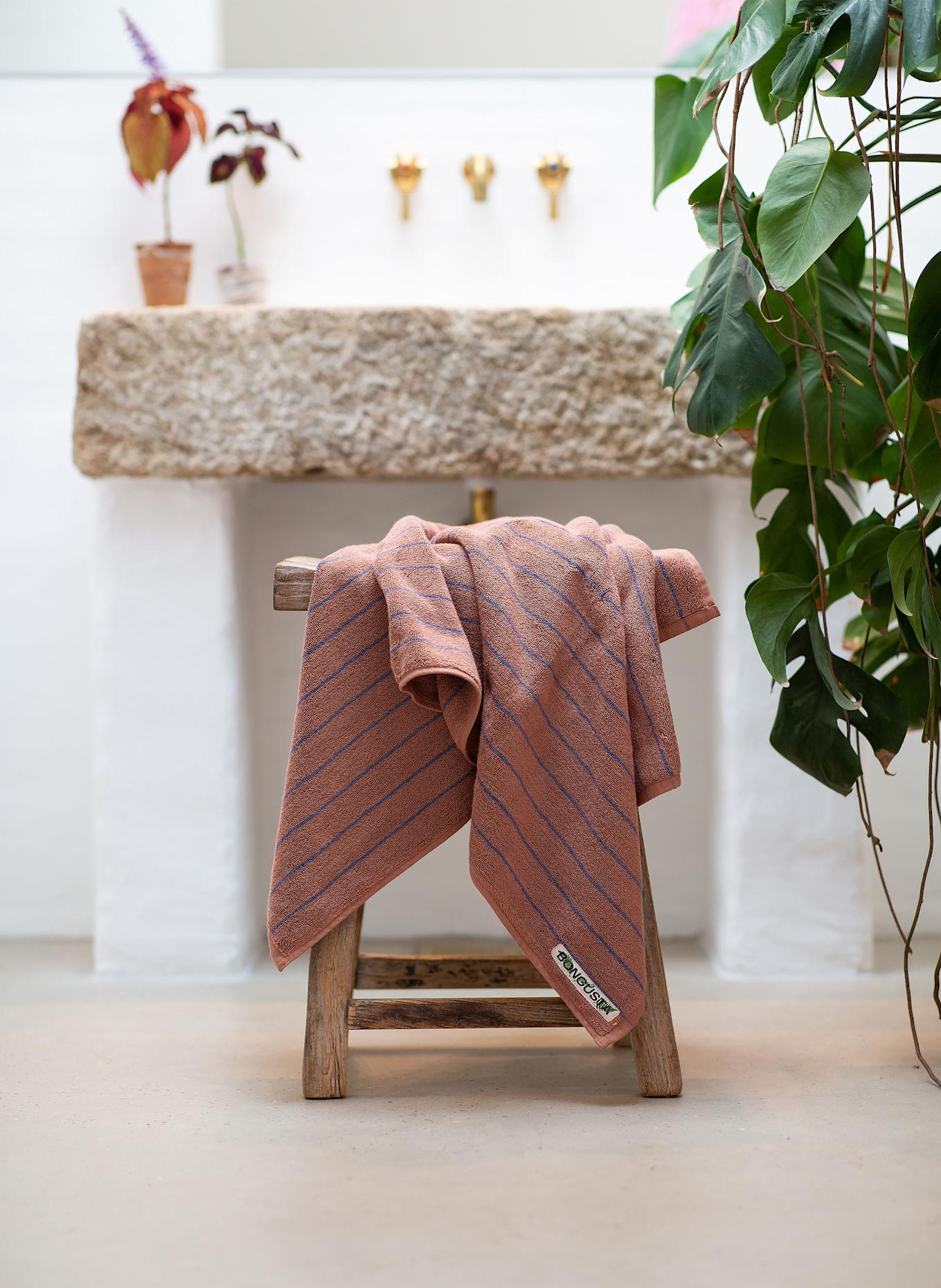 BONGUSTA Badetuch NARAM: BRAUN / BLAU