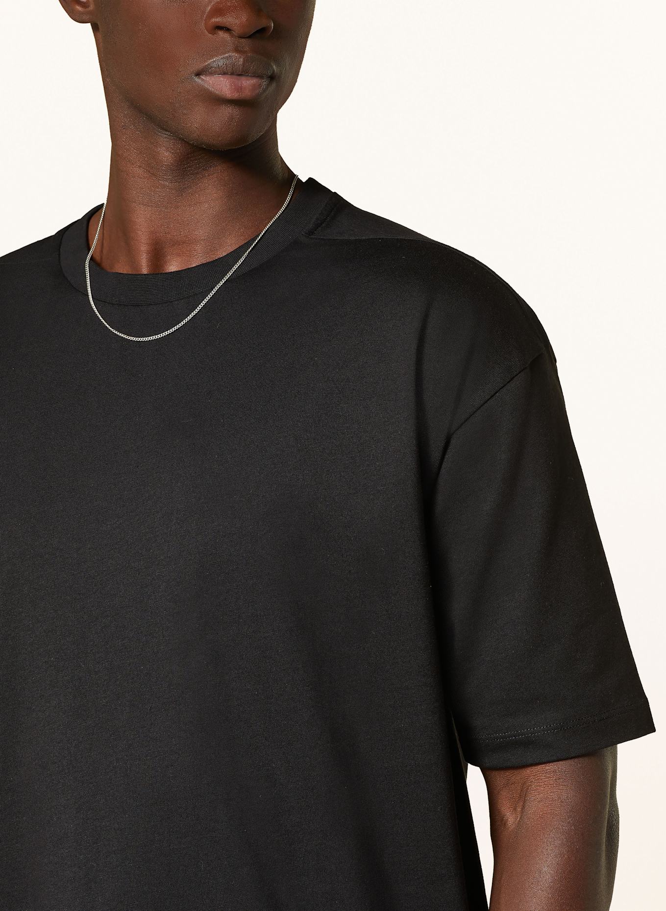 thom/krom T-Shirt: SCHWARZ