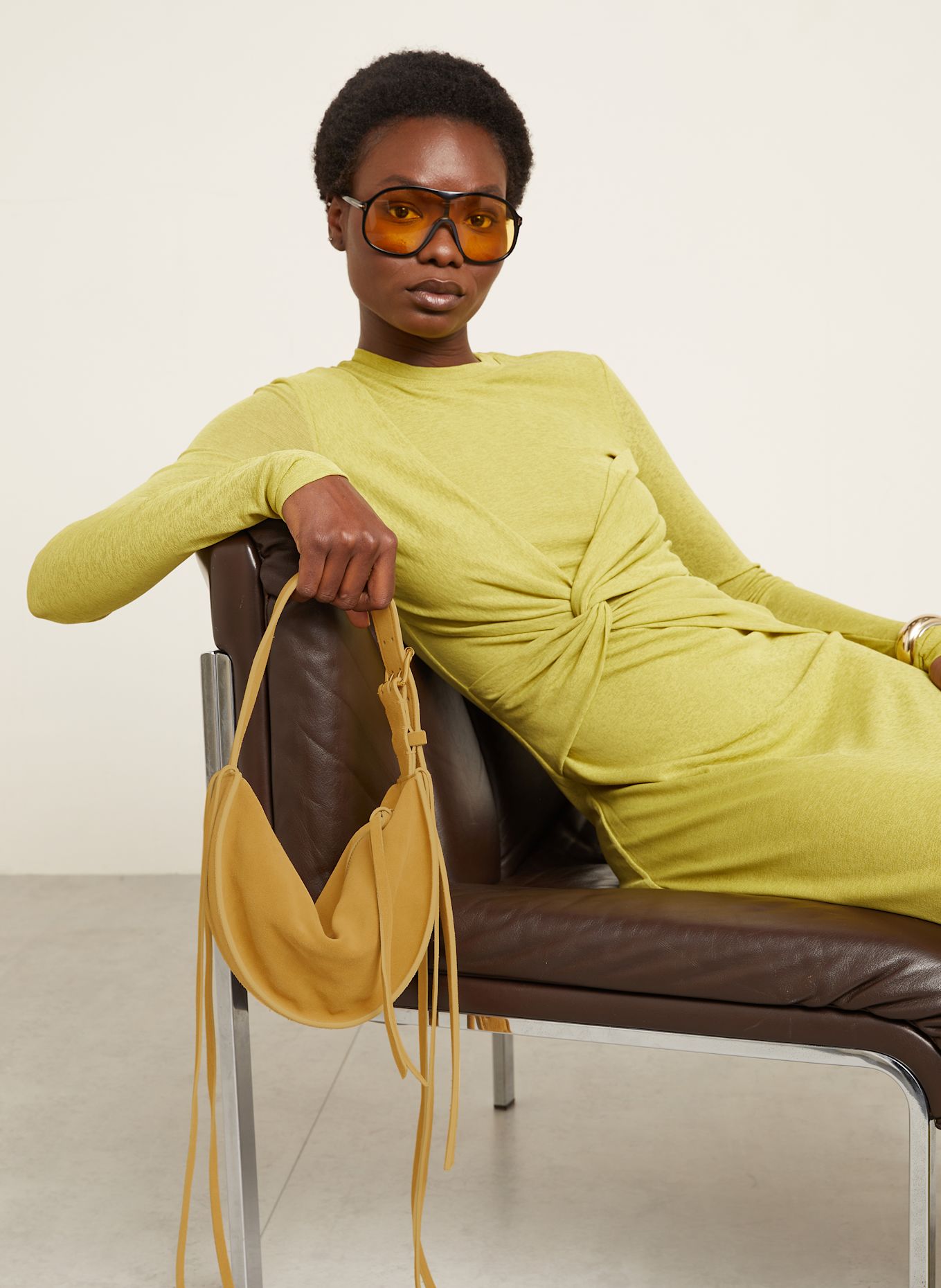 RADICA STUDIO Schultertasche AMACA MINI: DUNKELGELB