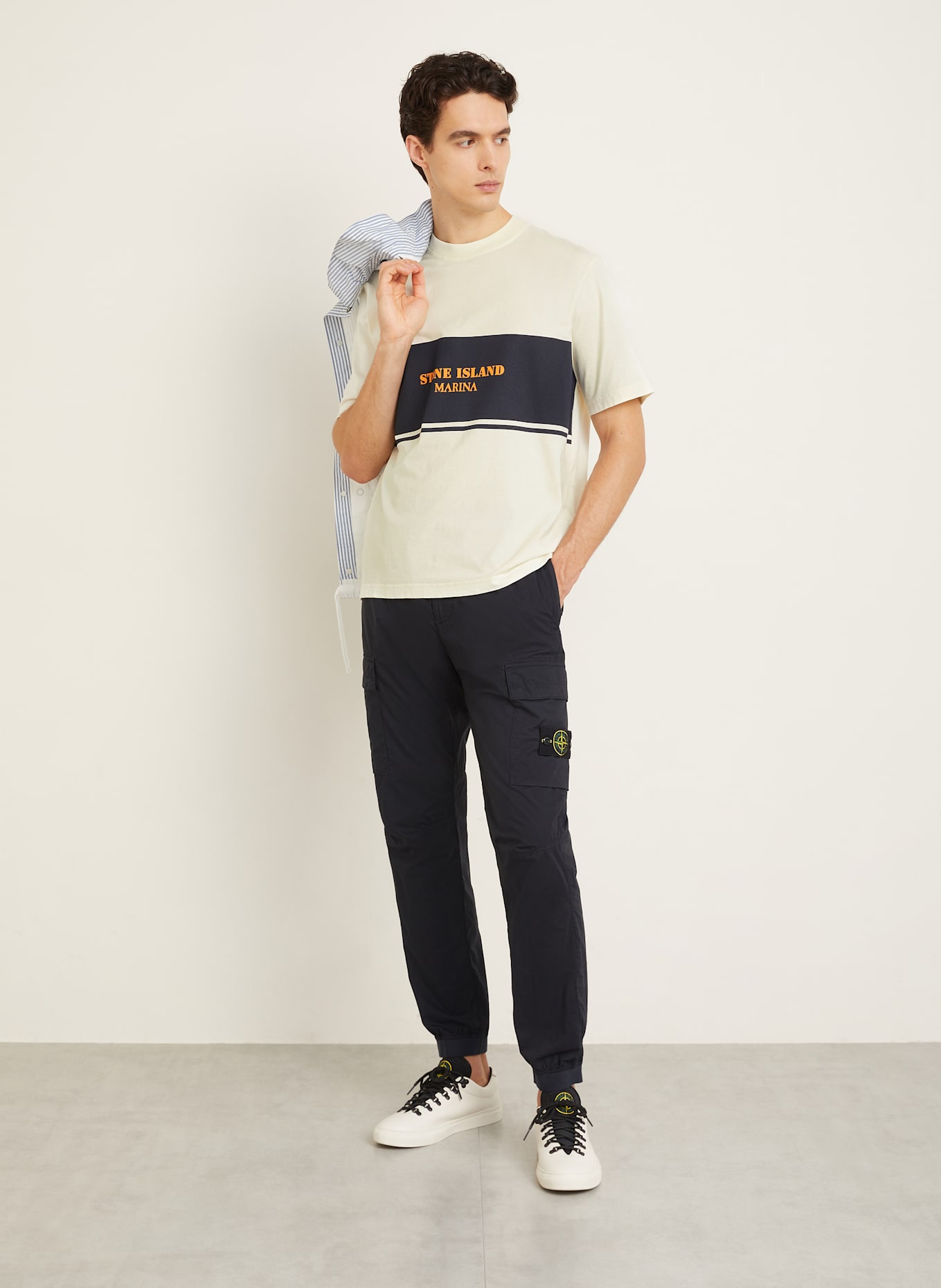 STONE ISLAND T-Shirt MARINA: ECRU / DUNKELBLAU / DUNKELORANGE