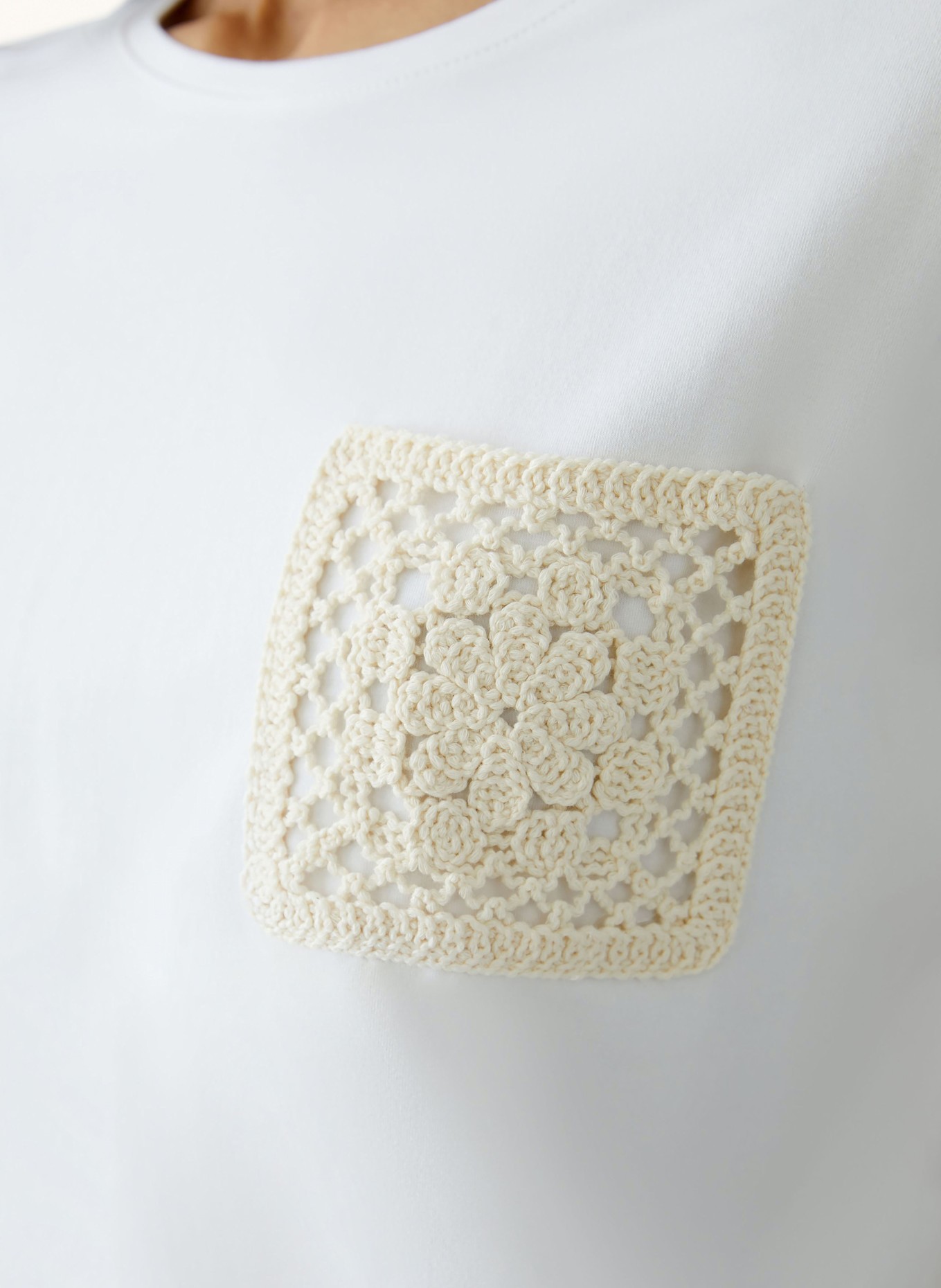 oui T-Shirt: WEISS/ CREME
