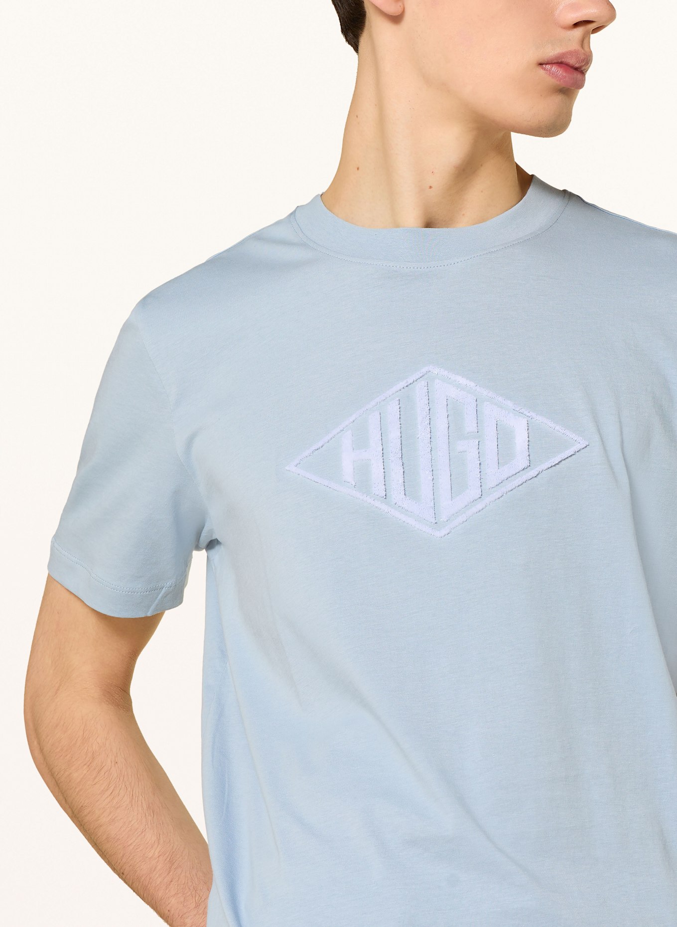 HUGO T-Shirt DALENDI: HELLBLAU / WEISS