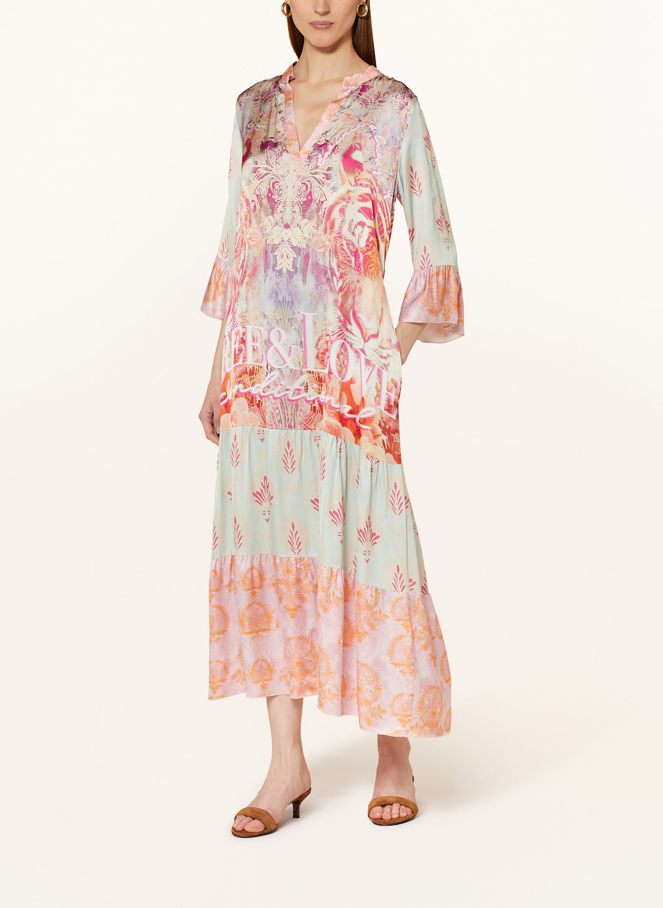 miss goodlife Satinkleid mit 3/4-Arm: ECRU / ORANGE / PINK