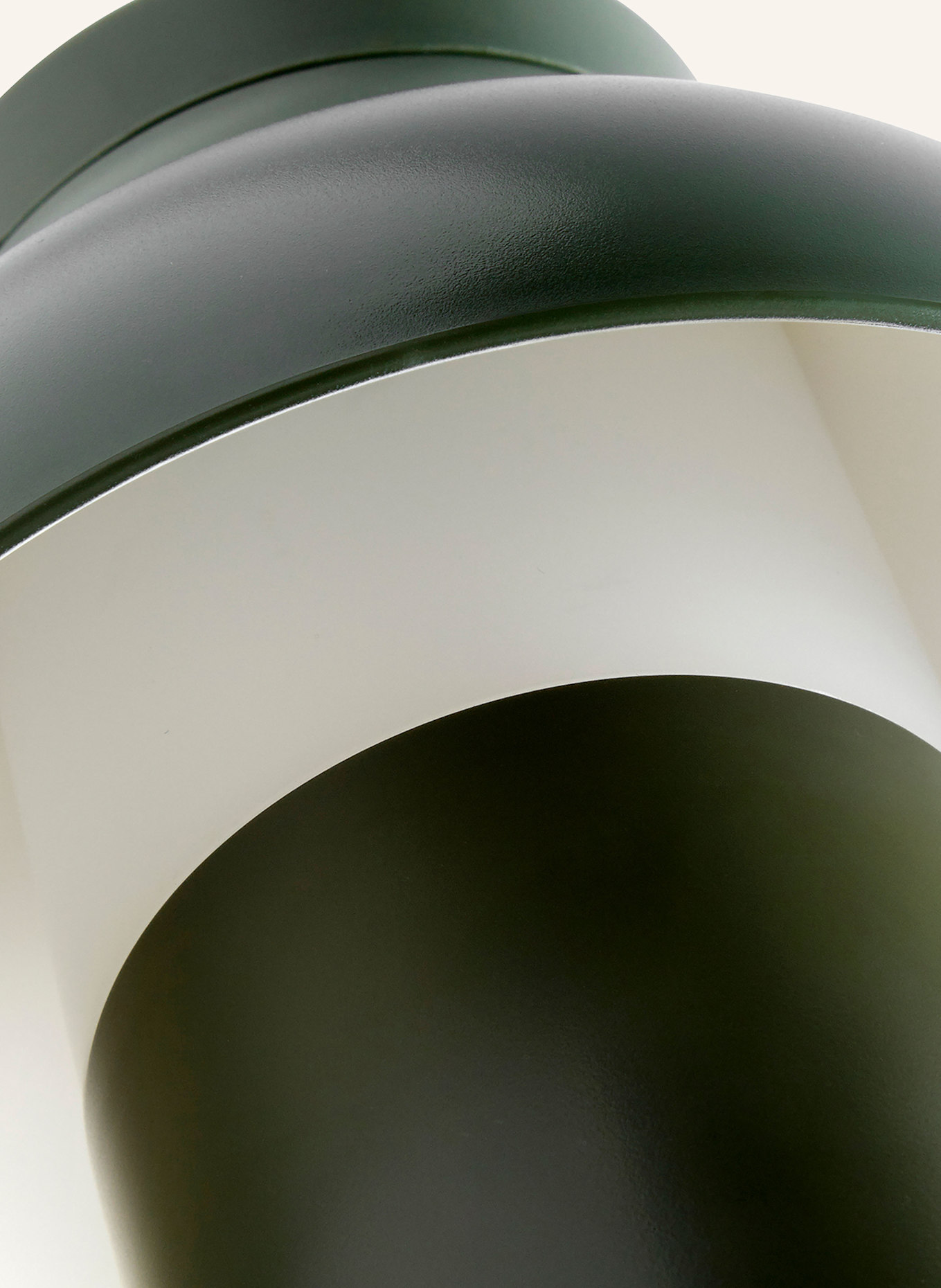 HAY Tischleuchte PC PORTABLE NO.2: OLIV