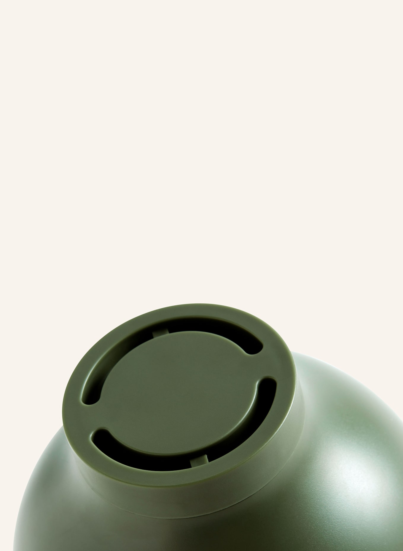 HAY Tischleuchte PC PORTABLE NO.2: OLIV