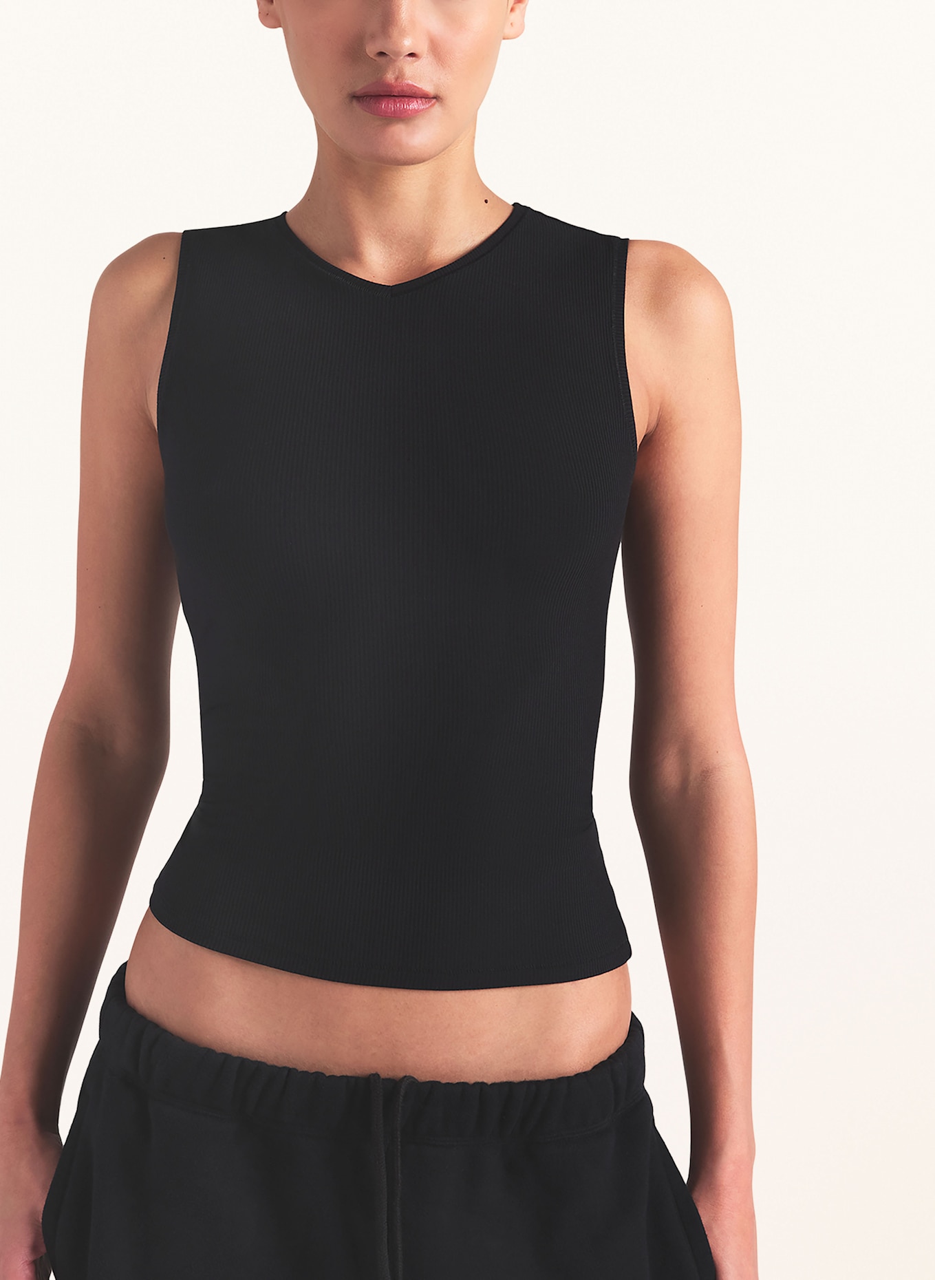 SKIMS Lounge-Top SOFT LOUNGE: ONYX