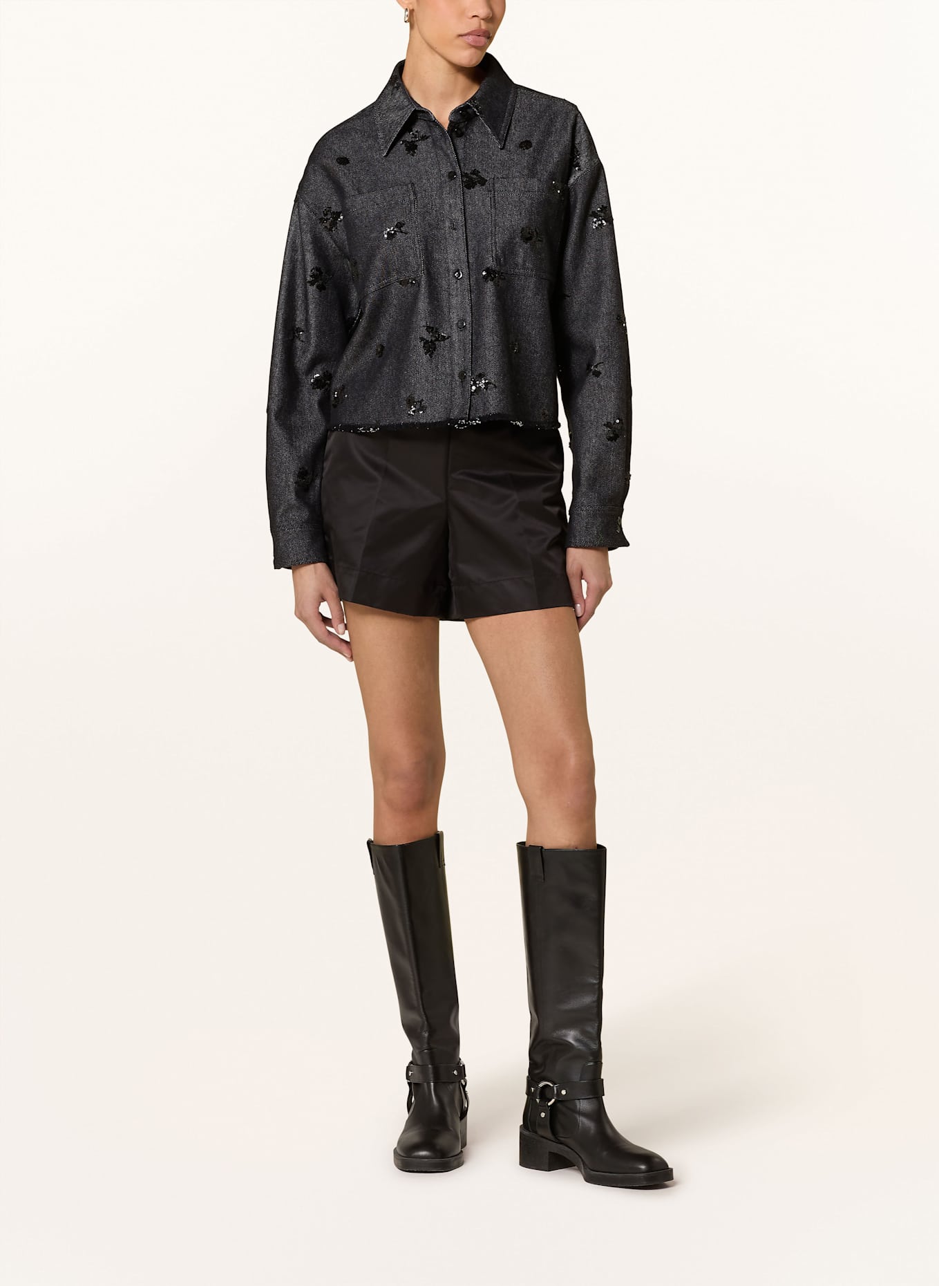 LUISA CERANO Shorts: BLACK