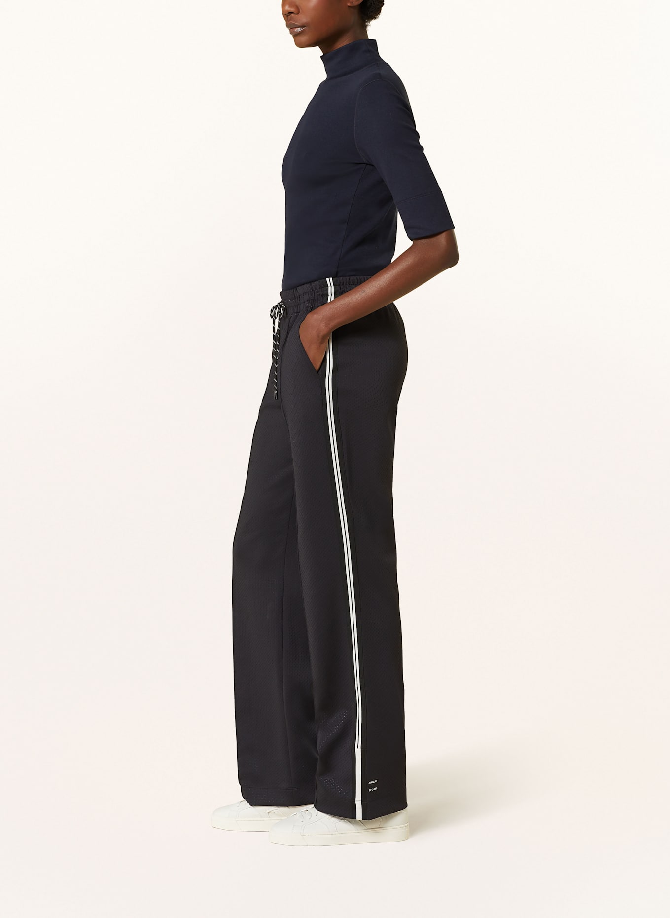 MARC CAIN Hose WASHINGTON mit Galonstreifen: 900 BLACK