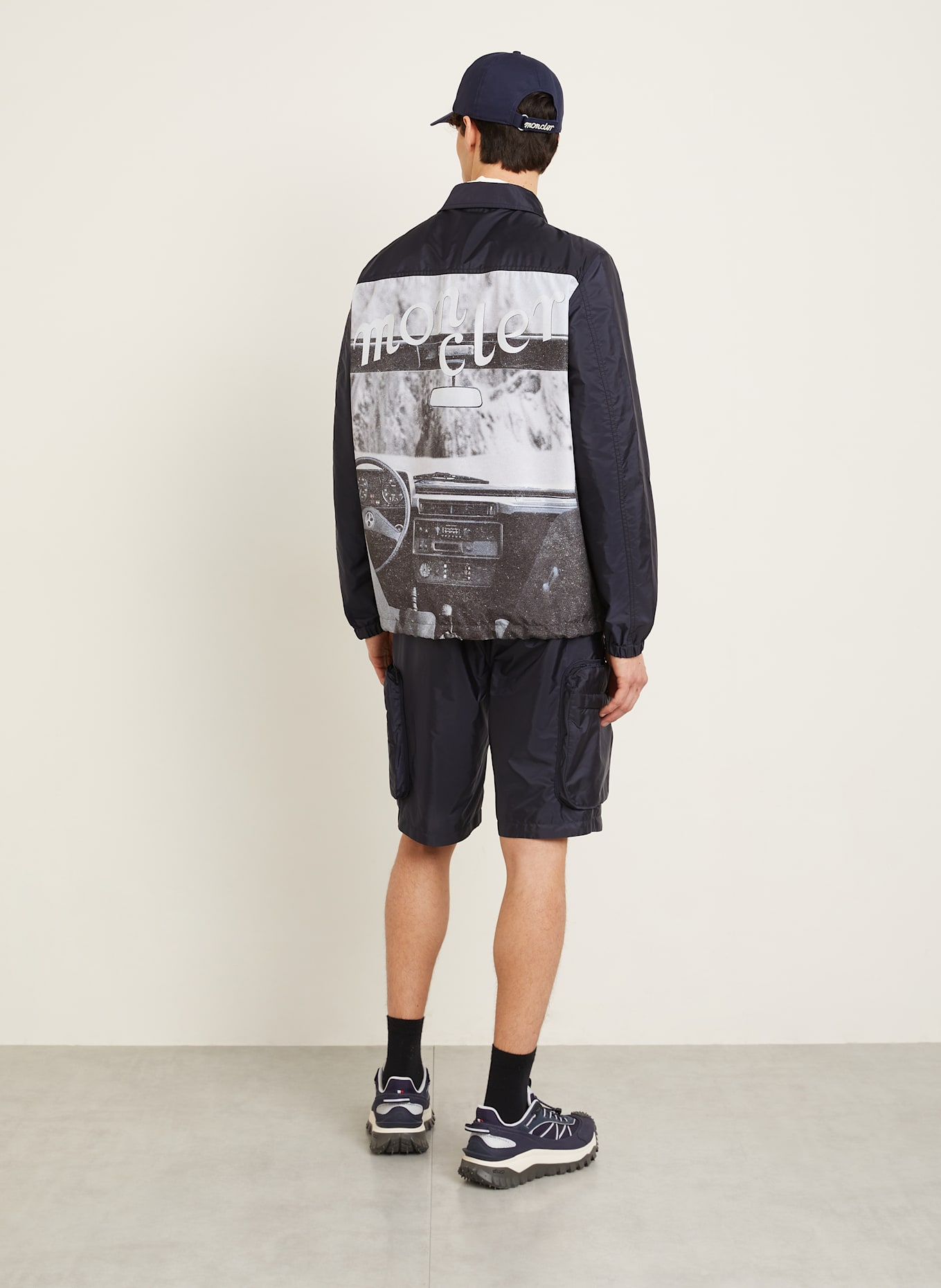 MONCLER Jacke SOPDU: DUNKELBLAU