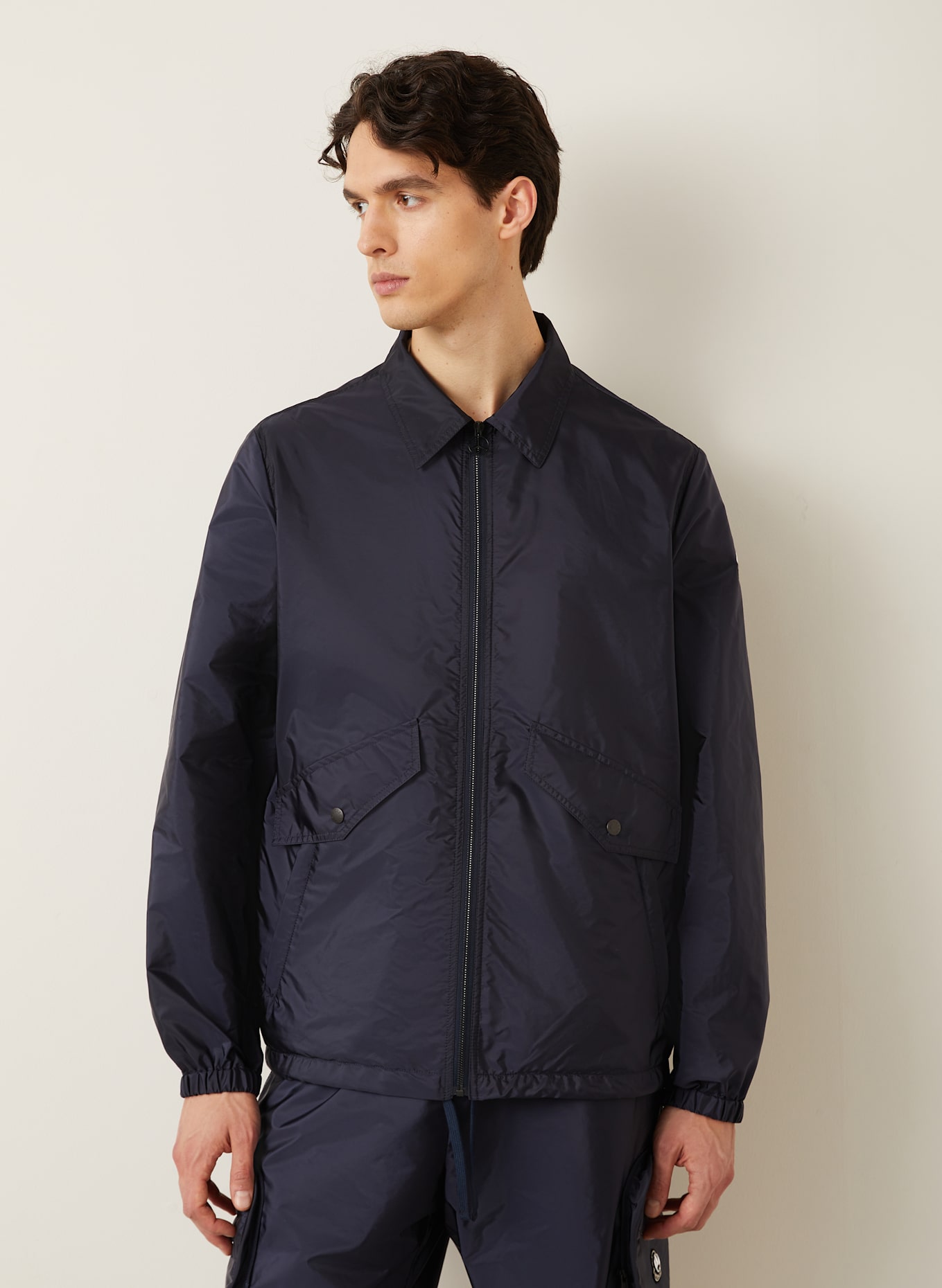 MONCLER Jacke SOPDU: DUNKELBLAU