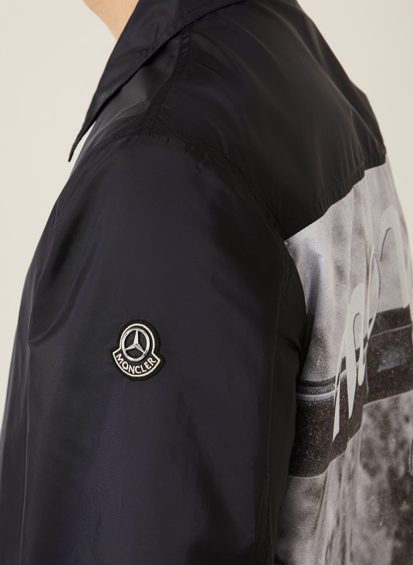 MONCLER Jacke SOPDU: DUNKELBLAU