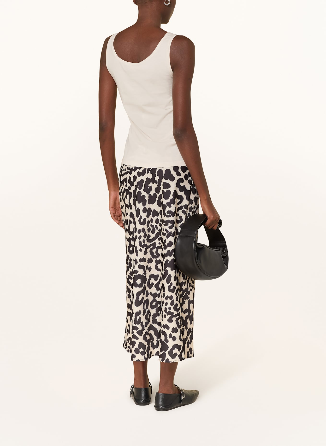 monari Top: CREME