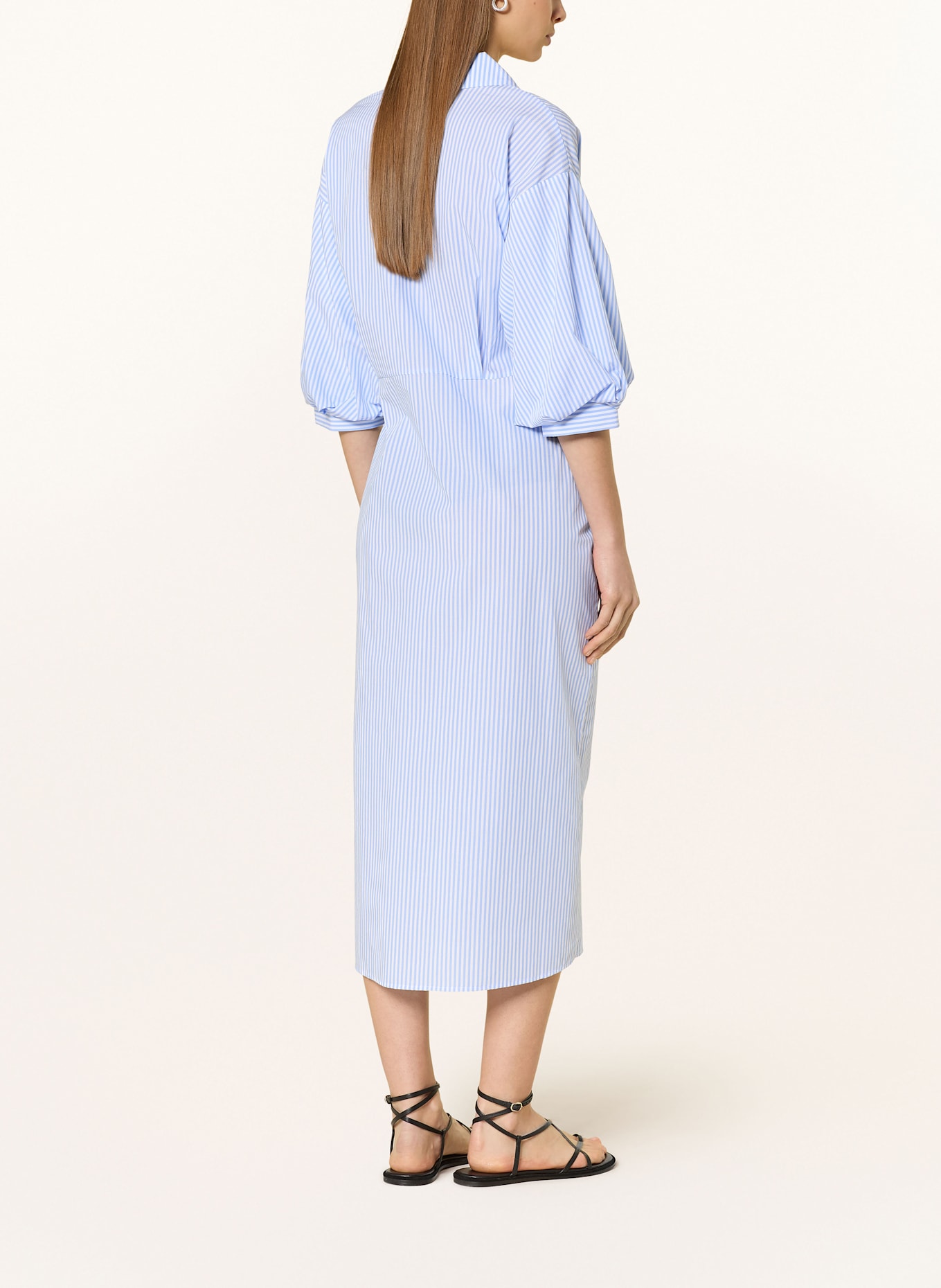 Rich & Royal Sukienka: JASNONIEBIESKI / BIAŁY