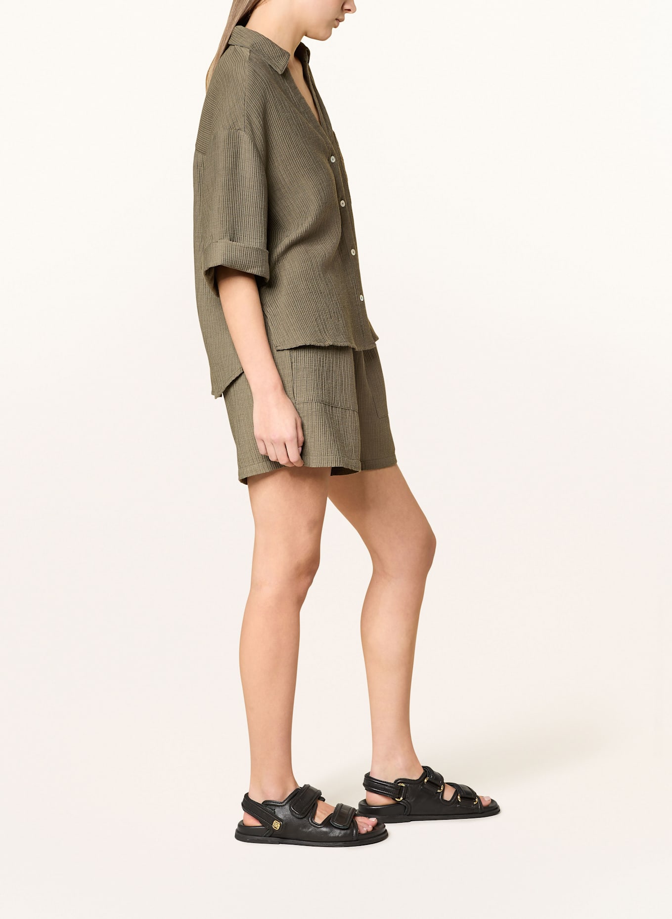 OPUS Shorts MELANE: OLIV