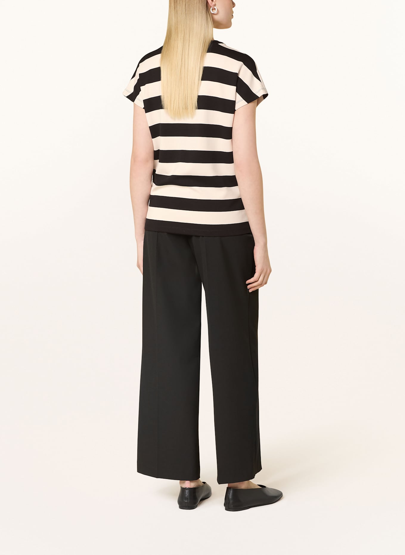 monari T-shirt: BLACK / ECRU