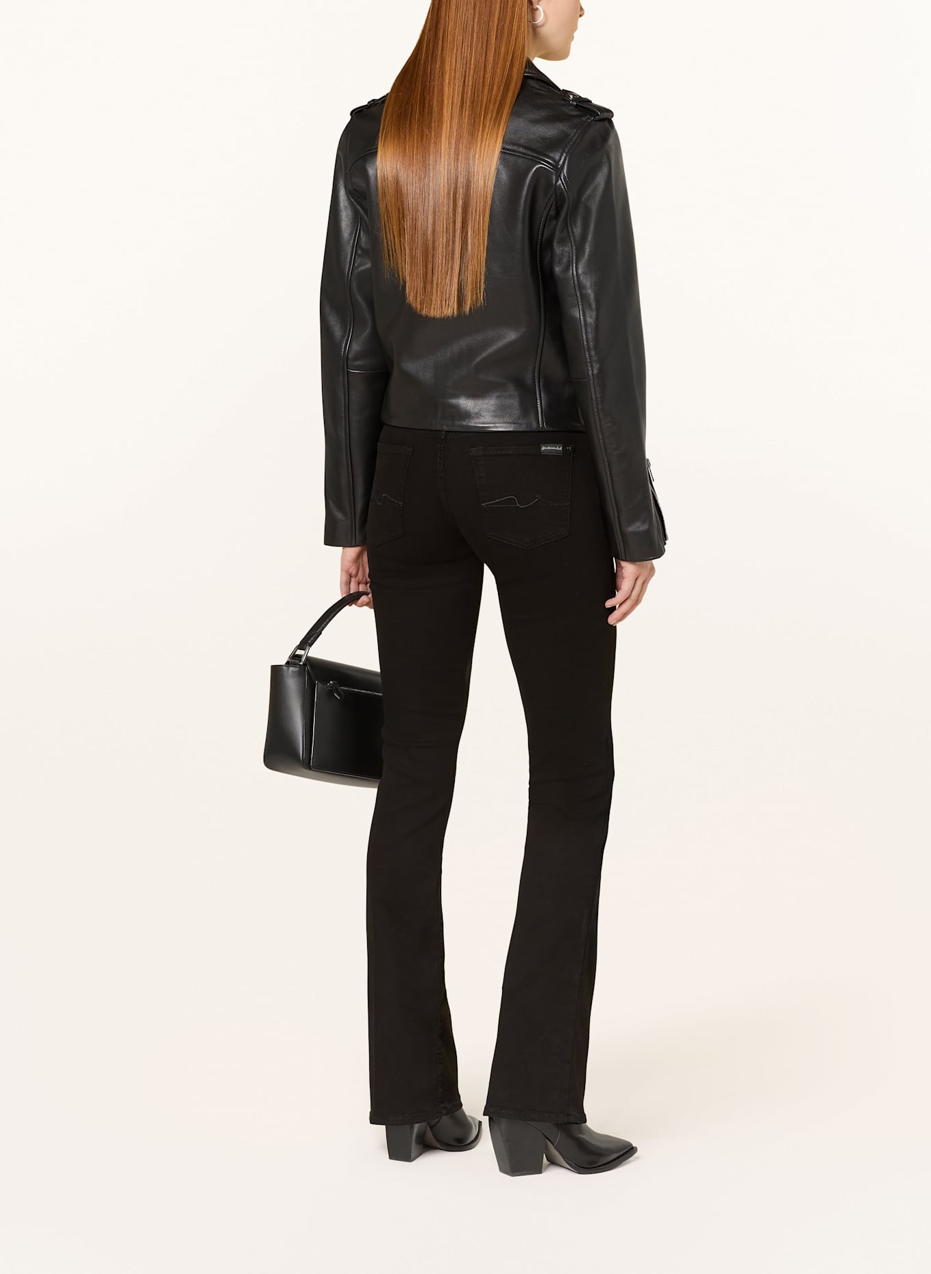 7 Bootcut džíny TROPEA Bootcut džíny BOOTCUT: ČERNÁ