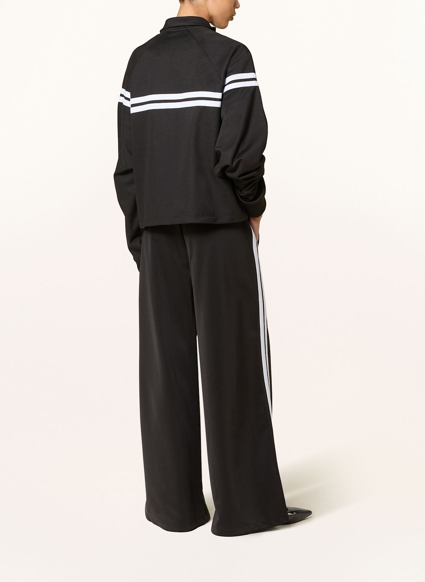 black palms Spodnie HERITAGE w stylu dresowym: CZARNY / BIAŁY