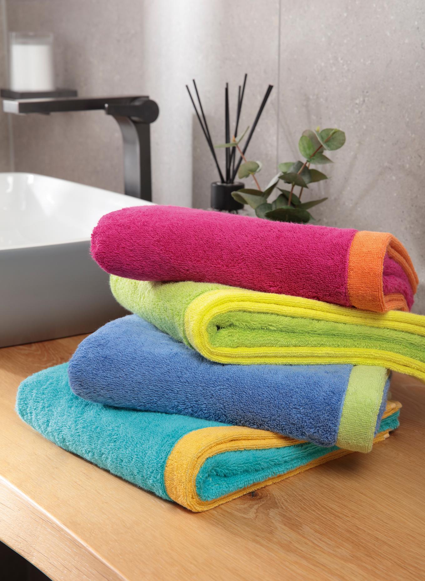 Cawö LIFESTYLE SPLASH towel: NEON BLUE / YELLOW