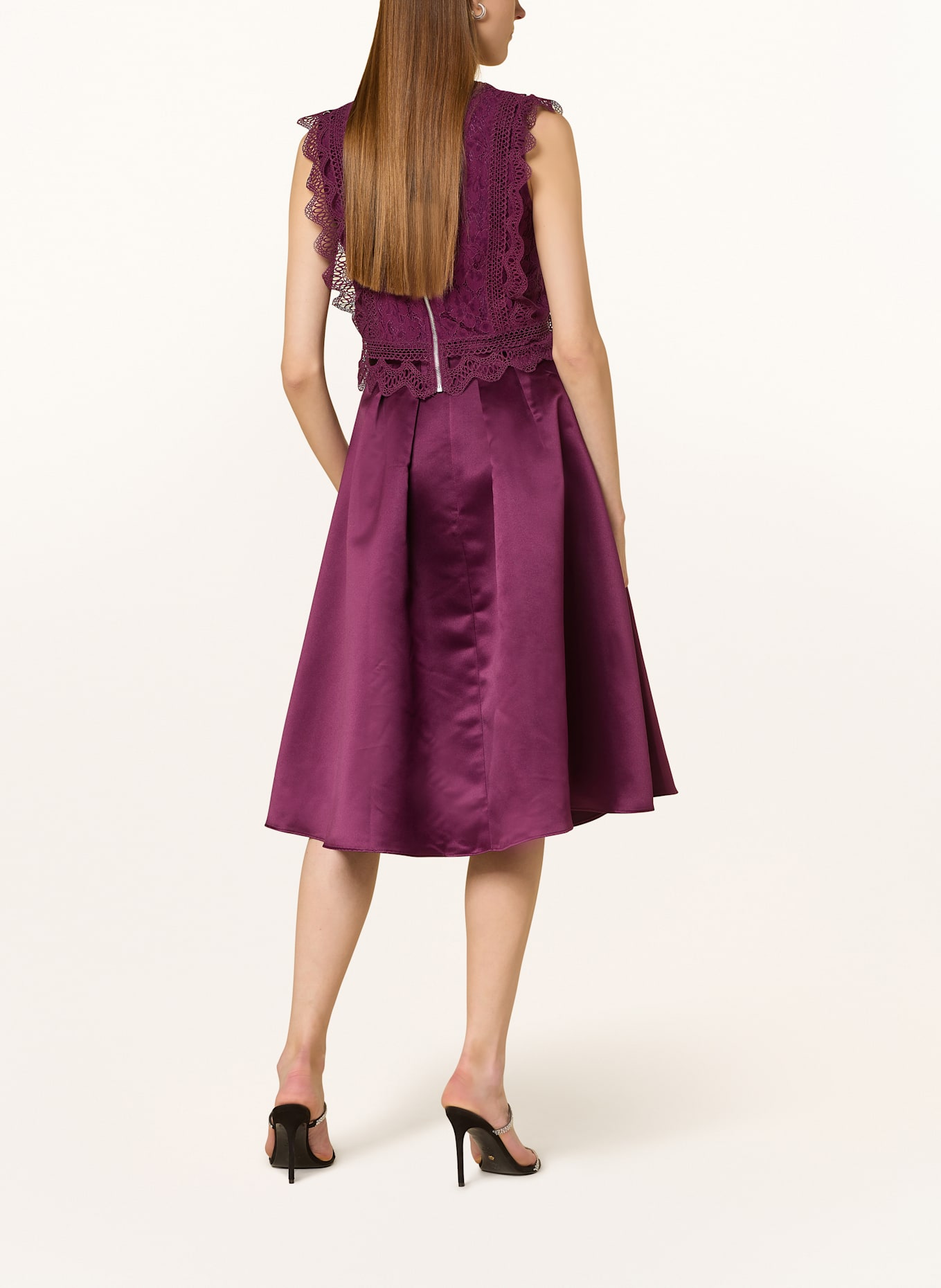 APART Satinrock: DUNKELLILA